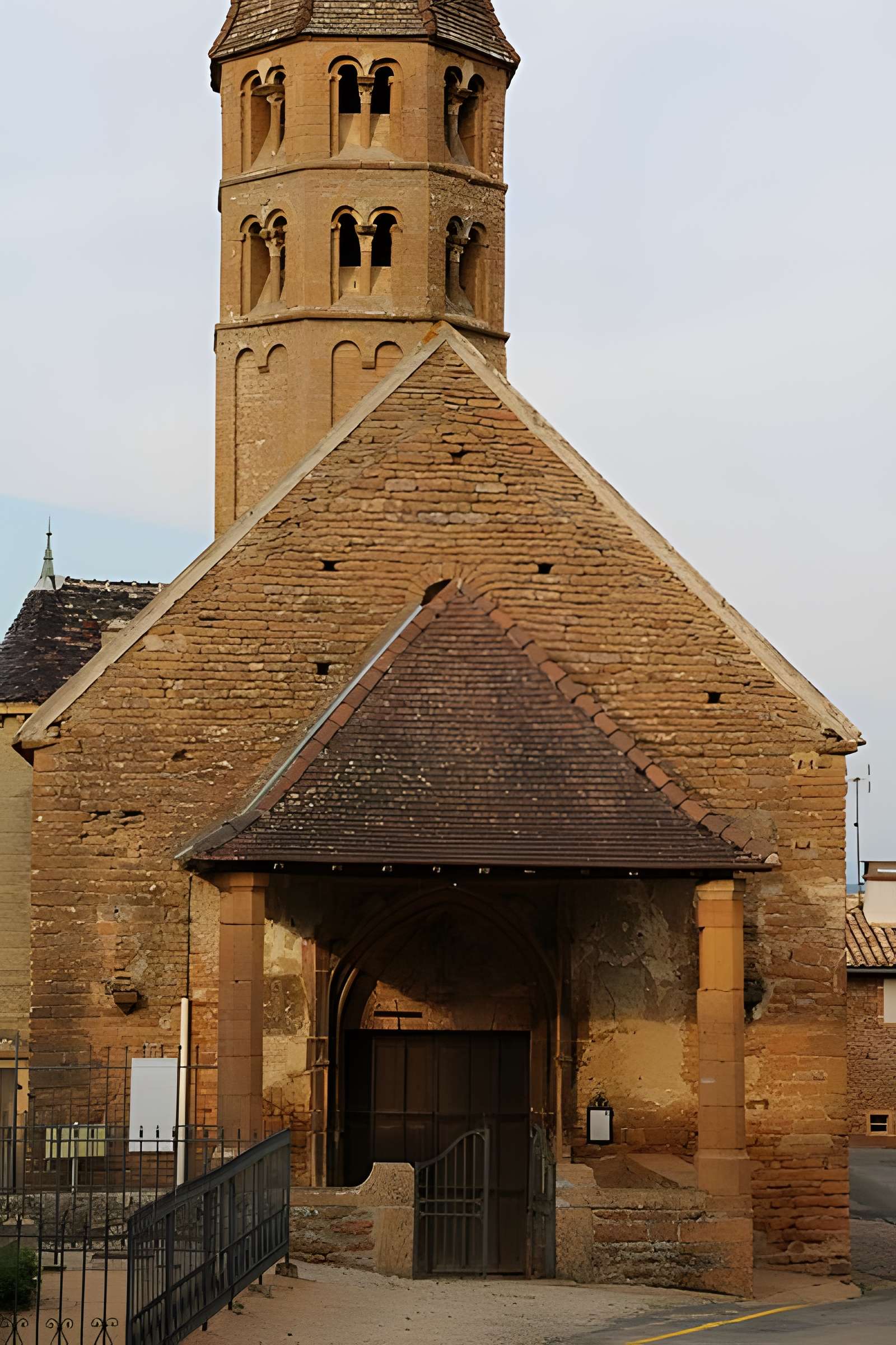 Église Saint-Germain de Loché
