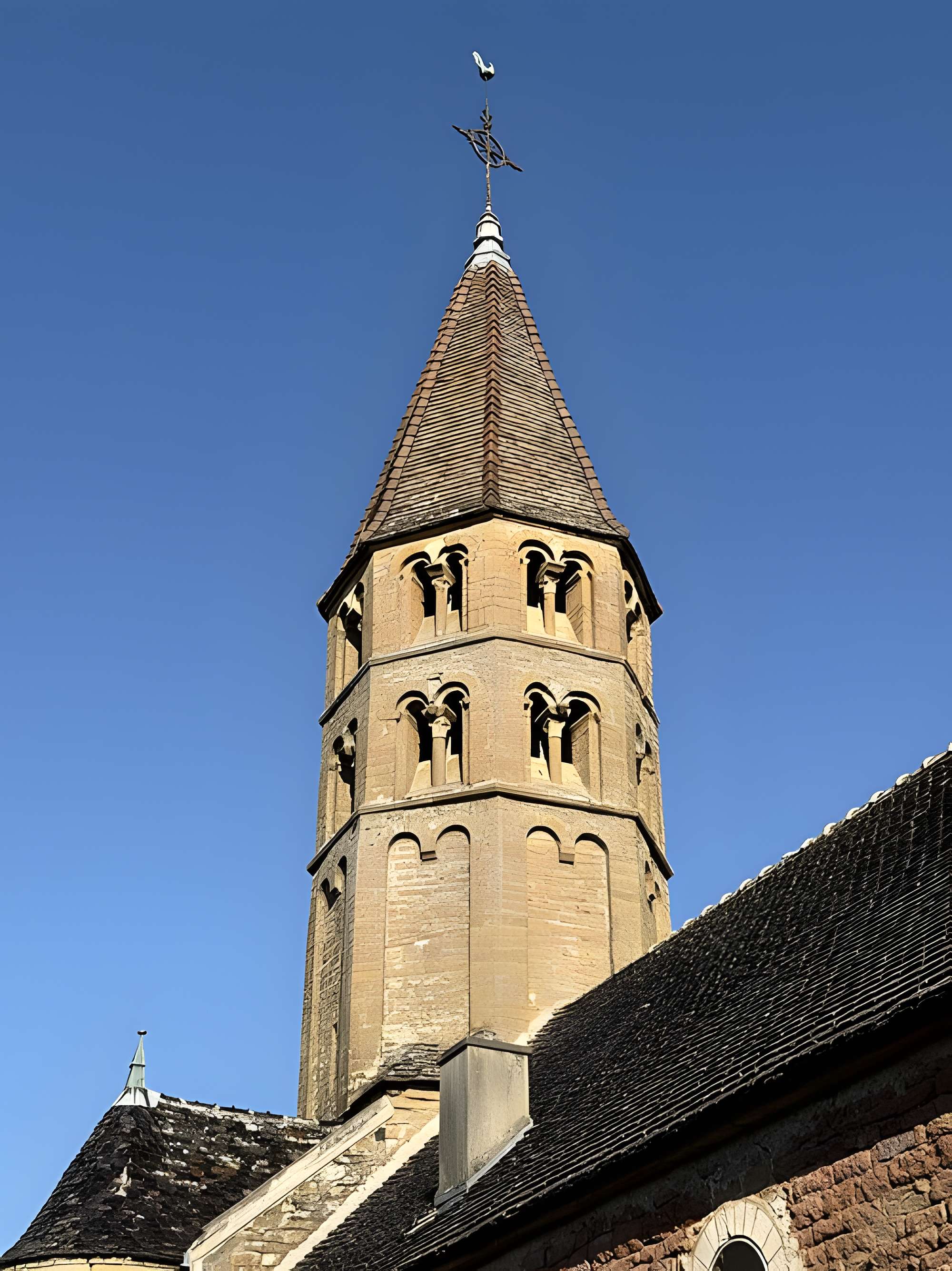 Église Saint-Germain de Loché