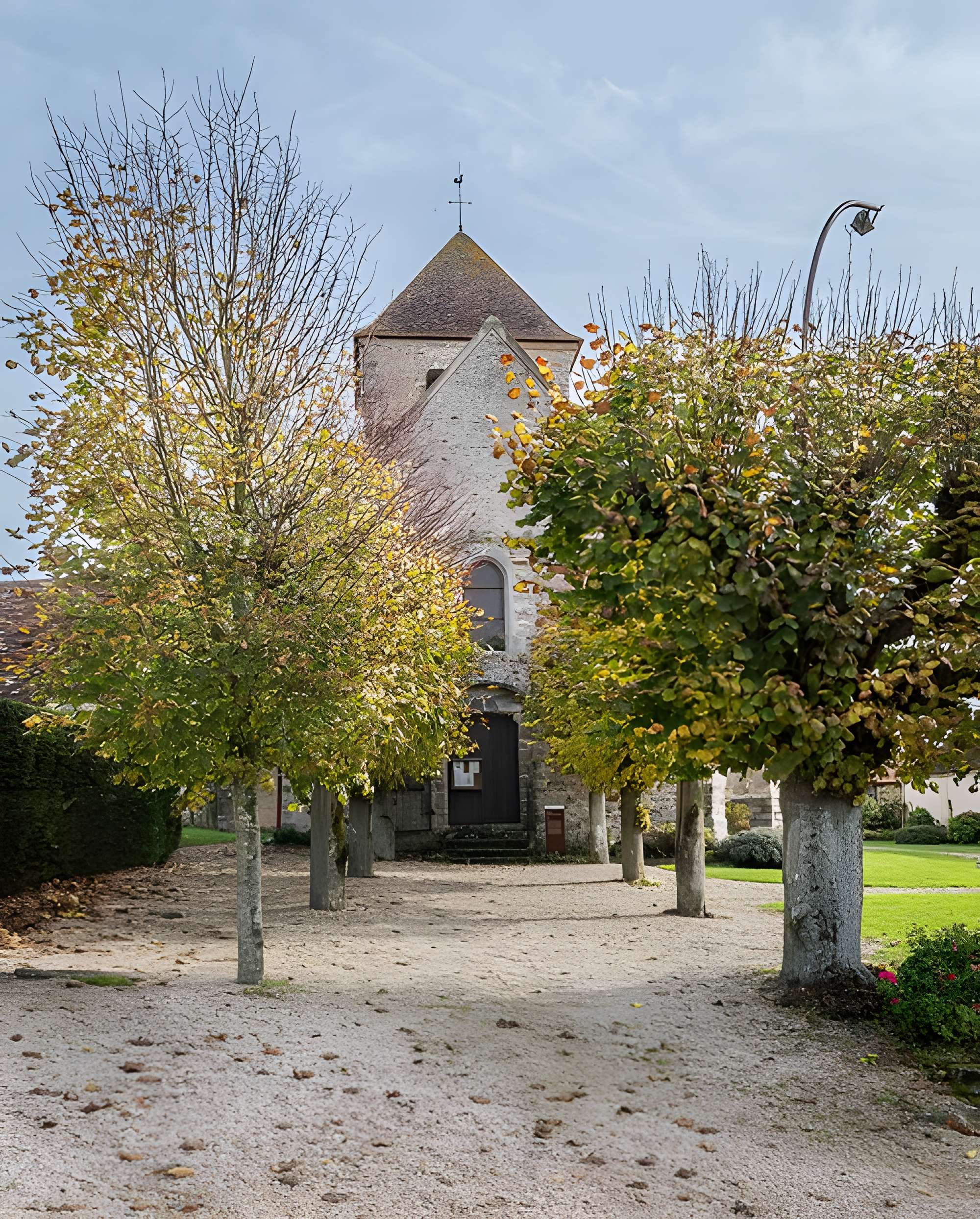 Église Saint-Germain de Montceaux-lès-Provins