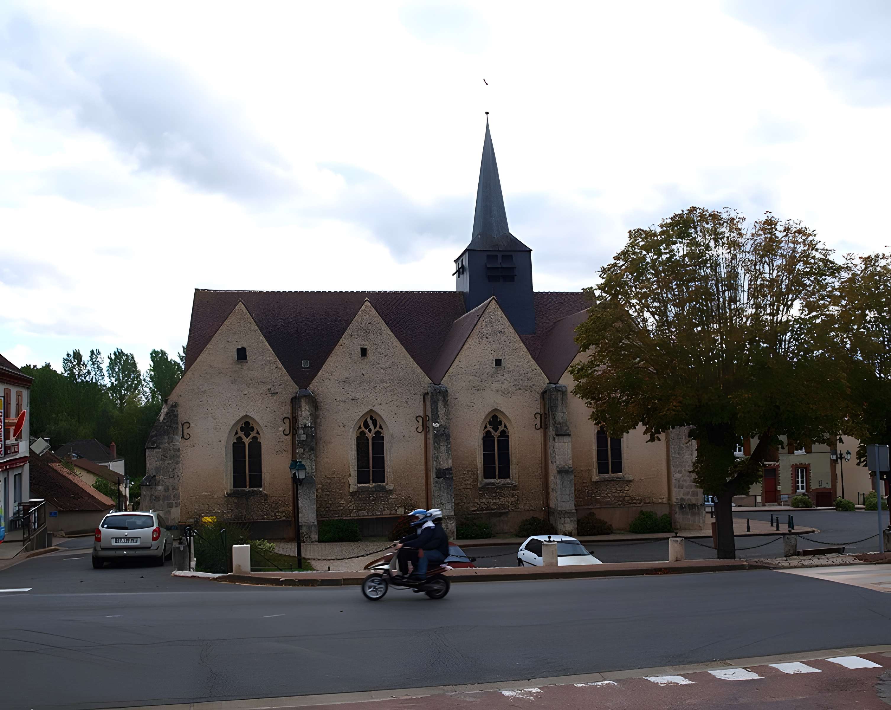 Église Saint-Germain de Saint-Germain-des-Prés dans le Loiret