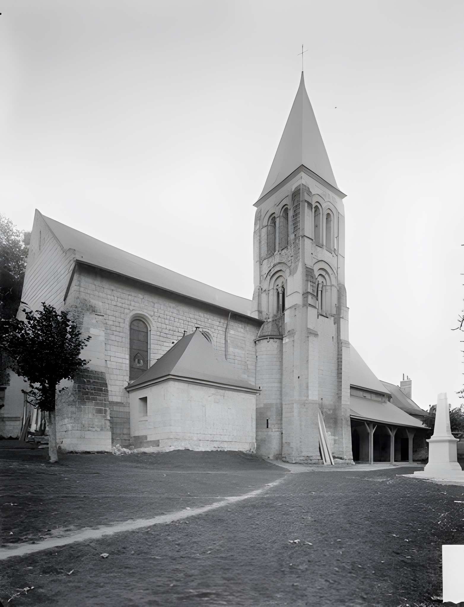 Église Saint-Germain de Saint-Germain-sur-Vienne