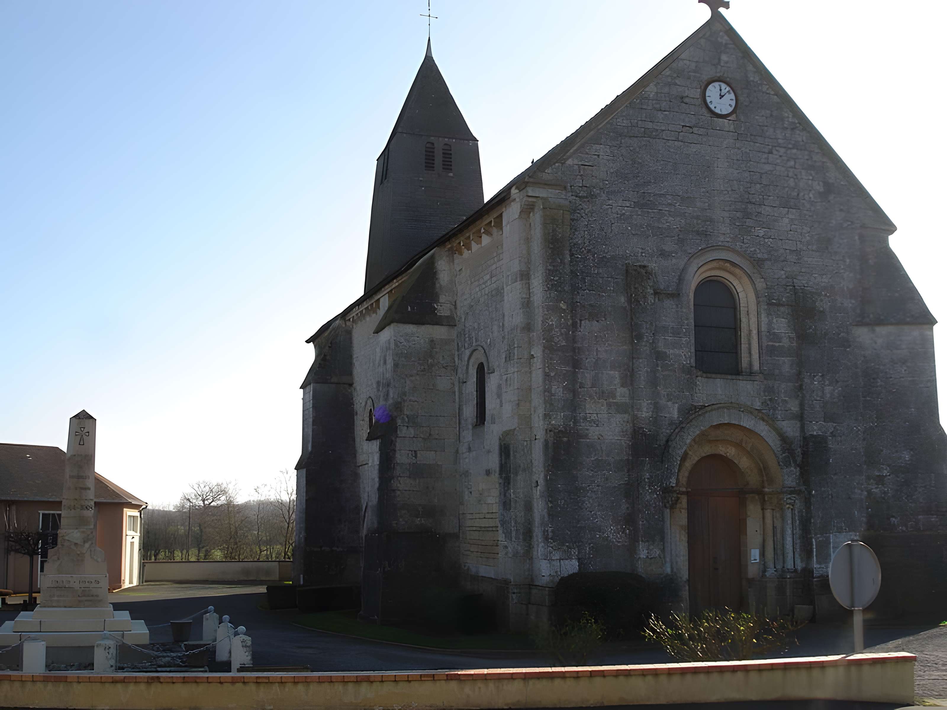 Église Saint-Germain de Sassierges-Saint-Germain 