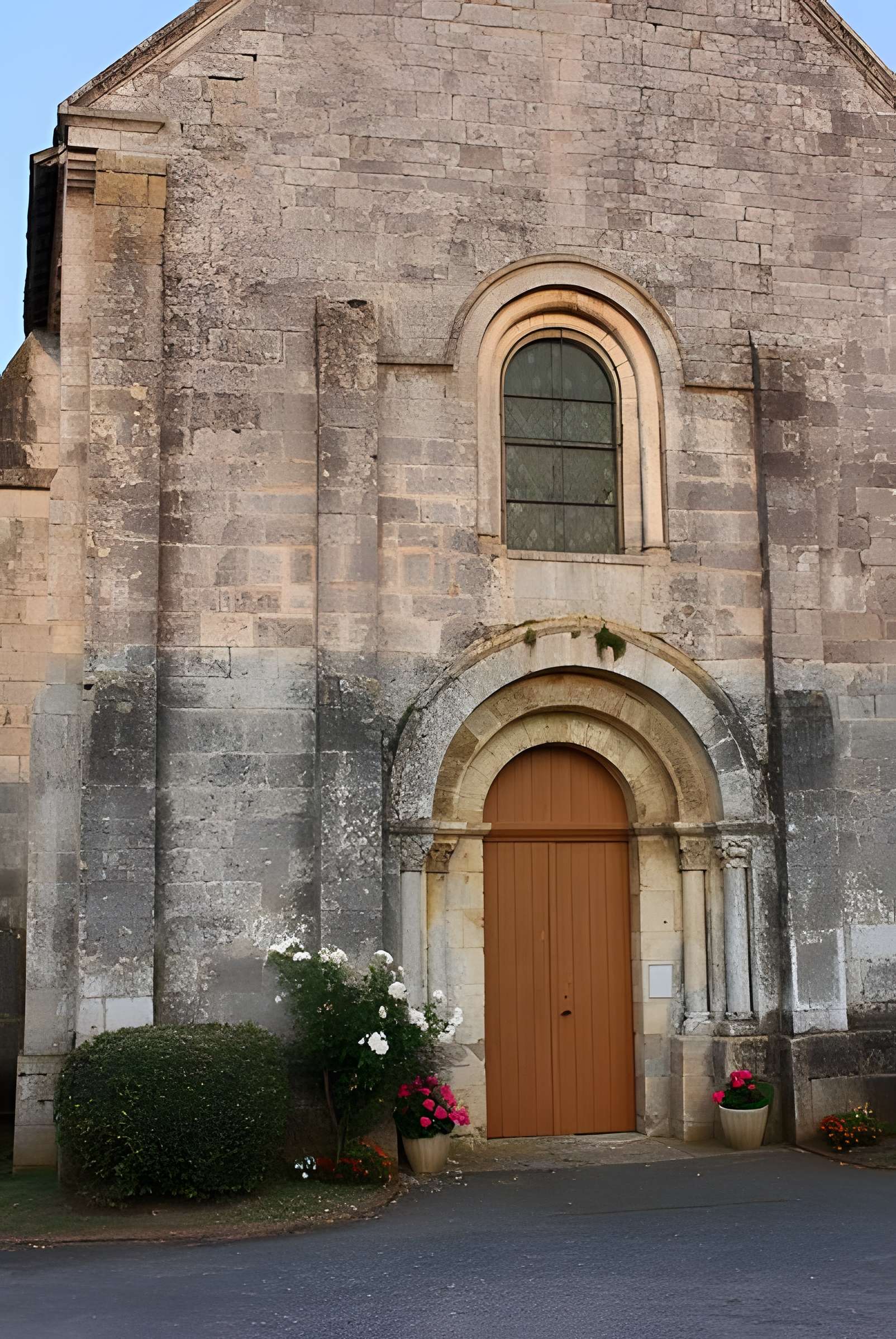 Église Saint-Germain de Sassierges-Saint-Germain