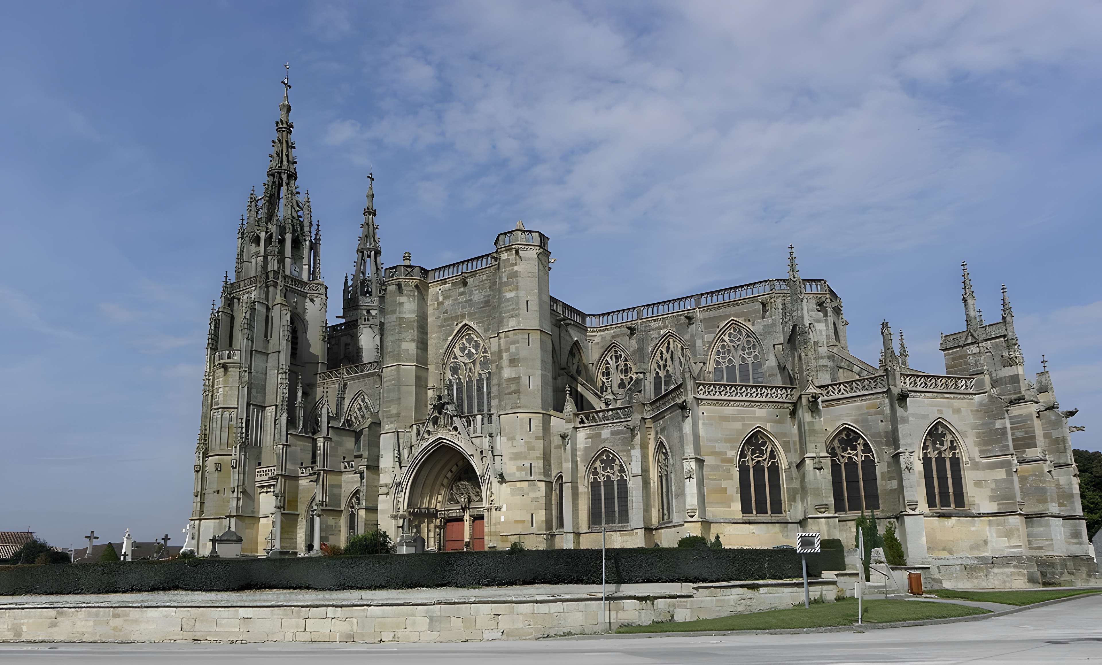 Basilique Notre-Dame de L'Épine