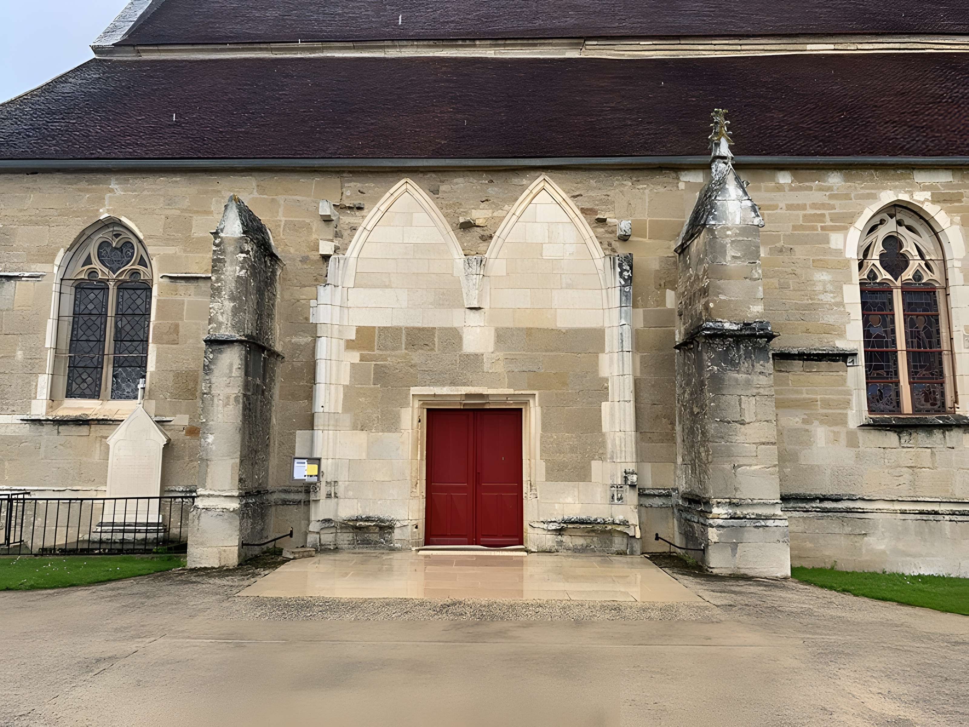 Église Saint-Germain-d'Auxerre de Vault-de-Lugny
