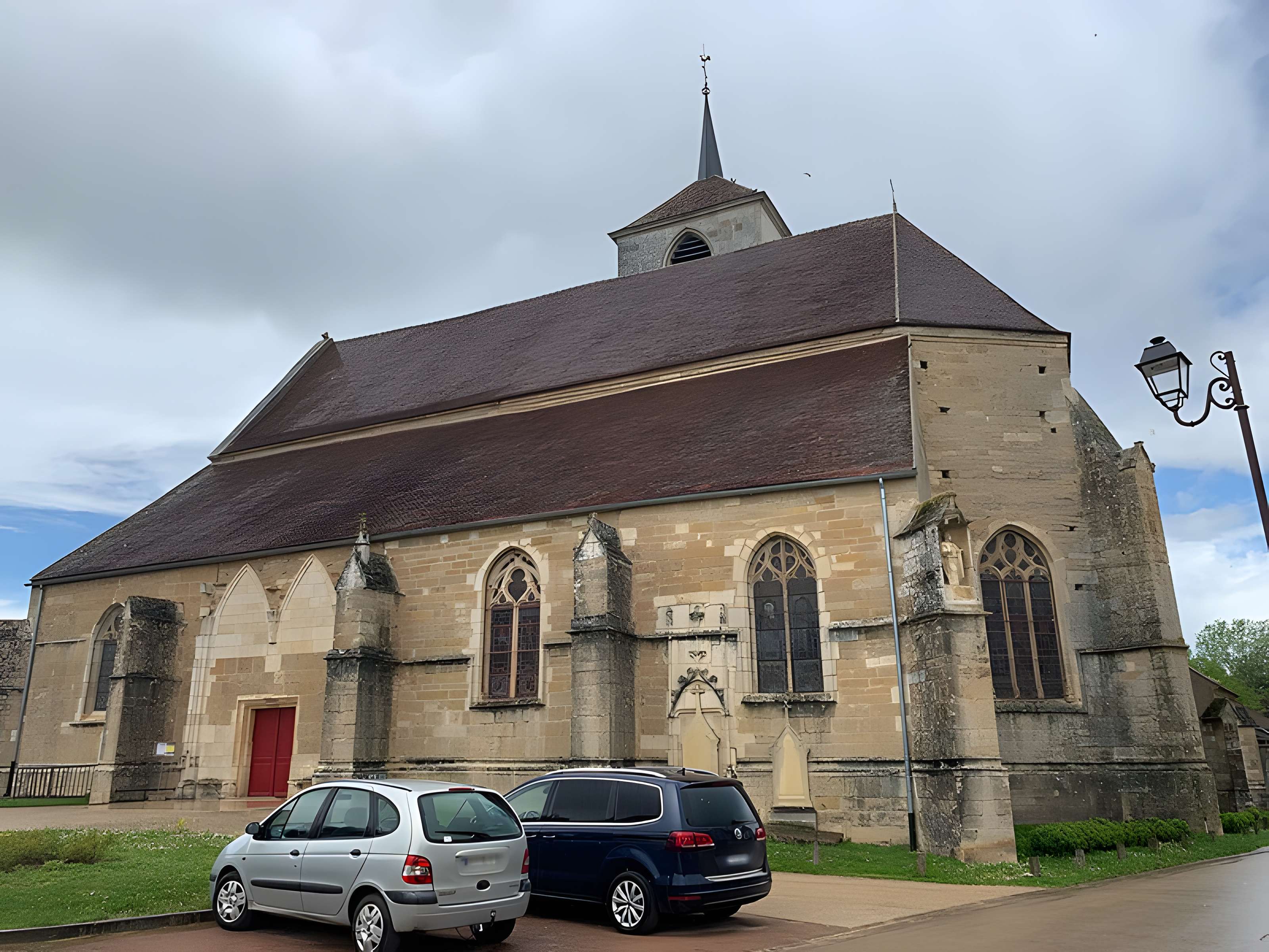 Église Saint-Germain-d'Auxerre de Vault-de-Lugny