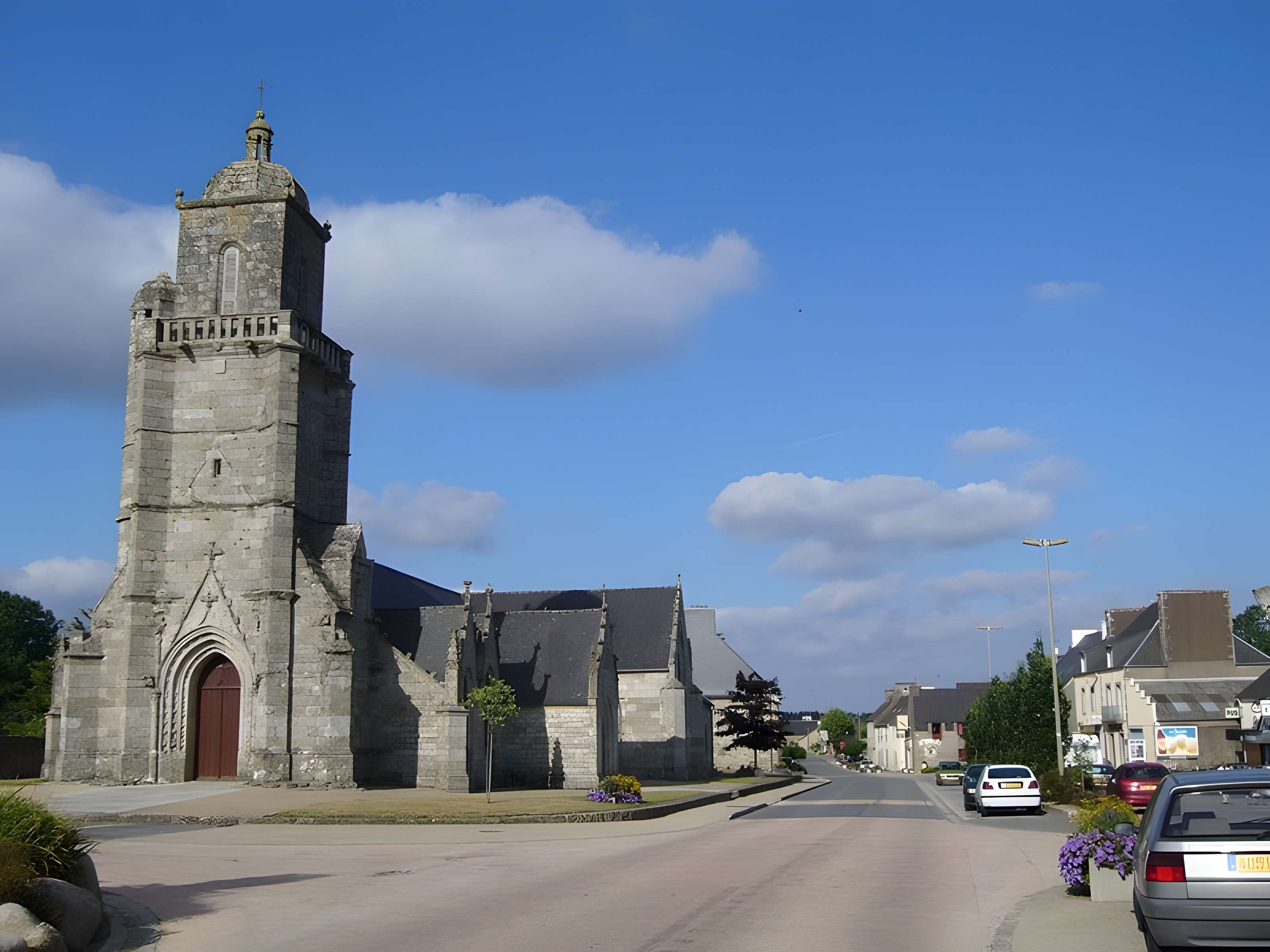 Église Saint-Germain-l'Auxerrois de Glomel 