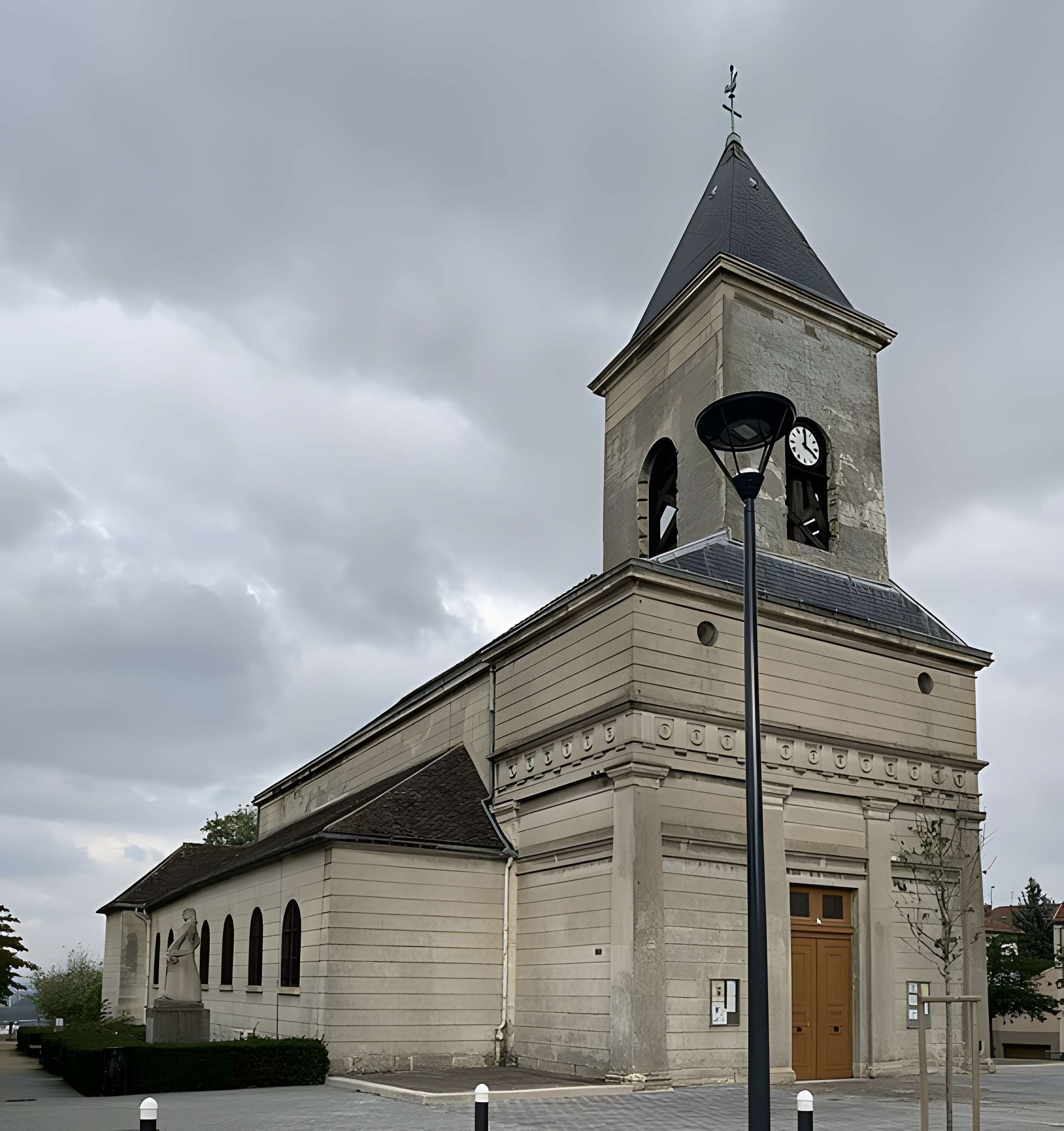 Église Saint-Germain-l'Auxerrois de Romainville