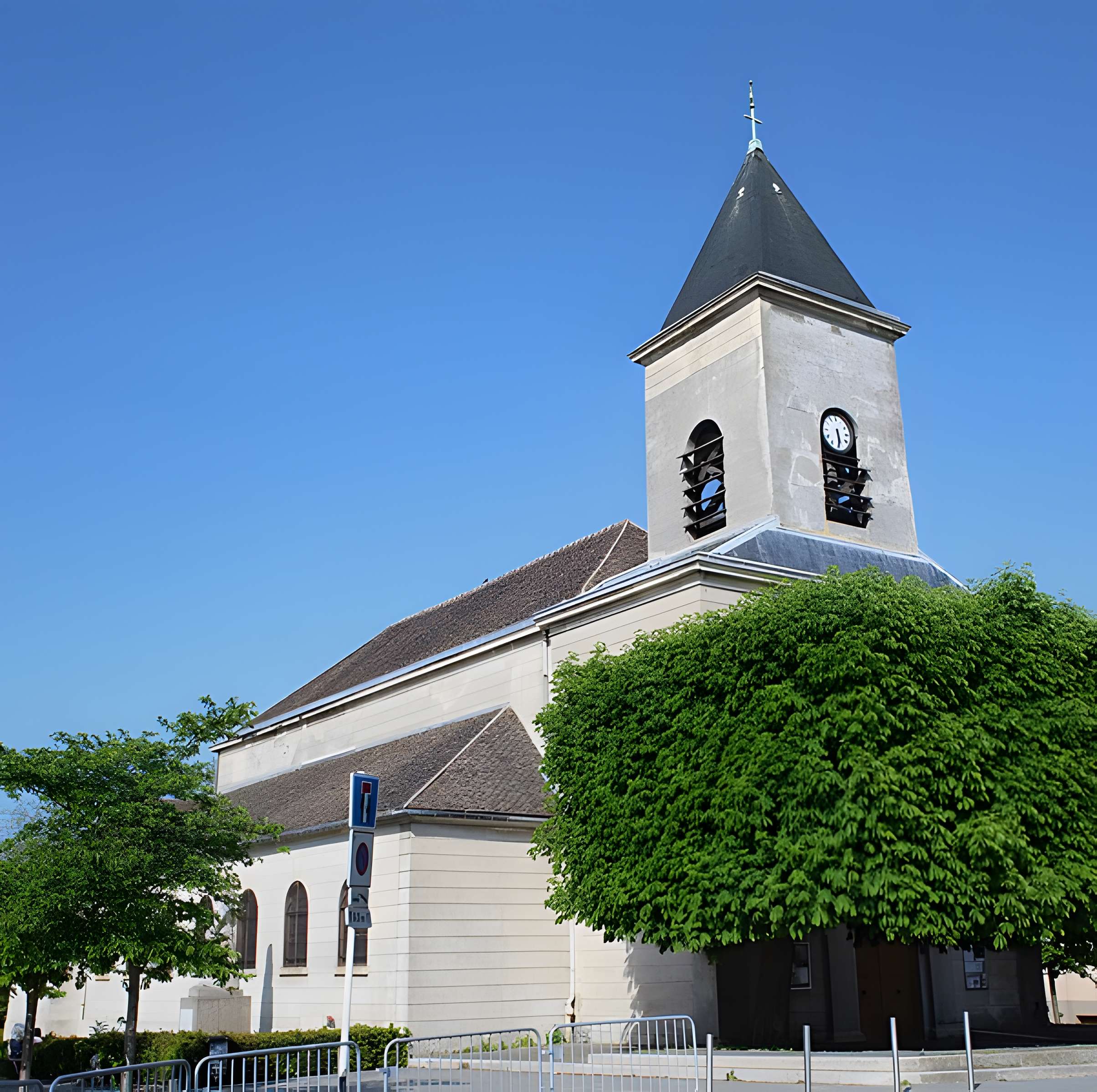 Église Saint-Germain-l'Auxerrois de Romainville