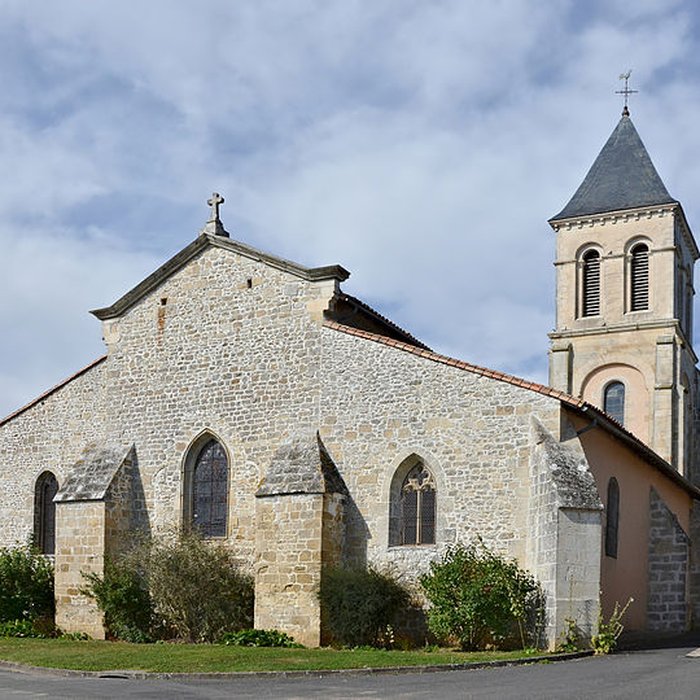 Photo de Église Saint-Gervais-et-Saint-Protais de Champagne-Saint-Hilaire