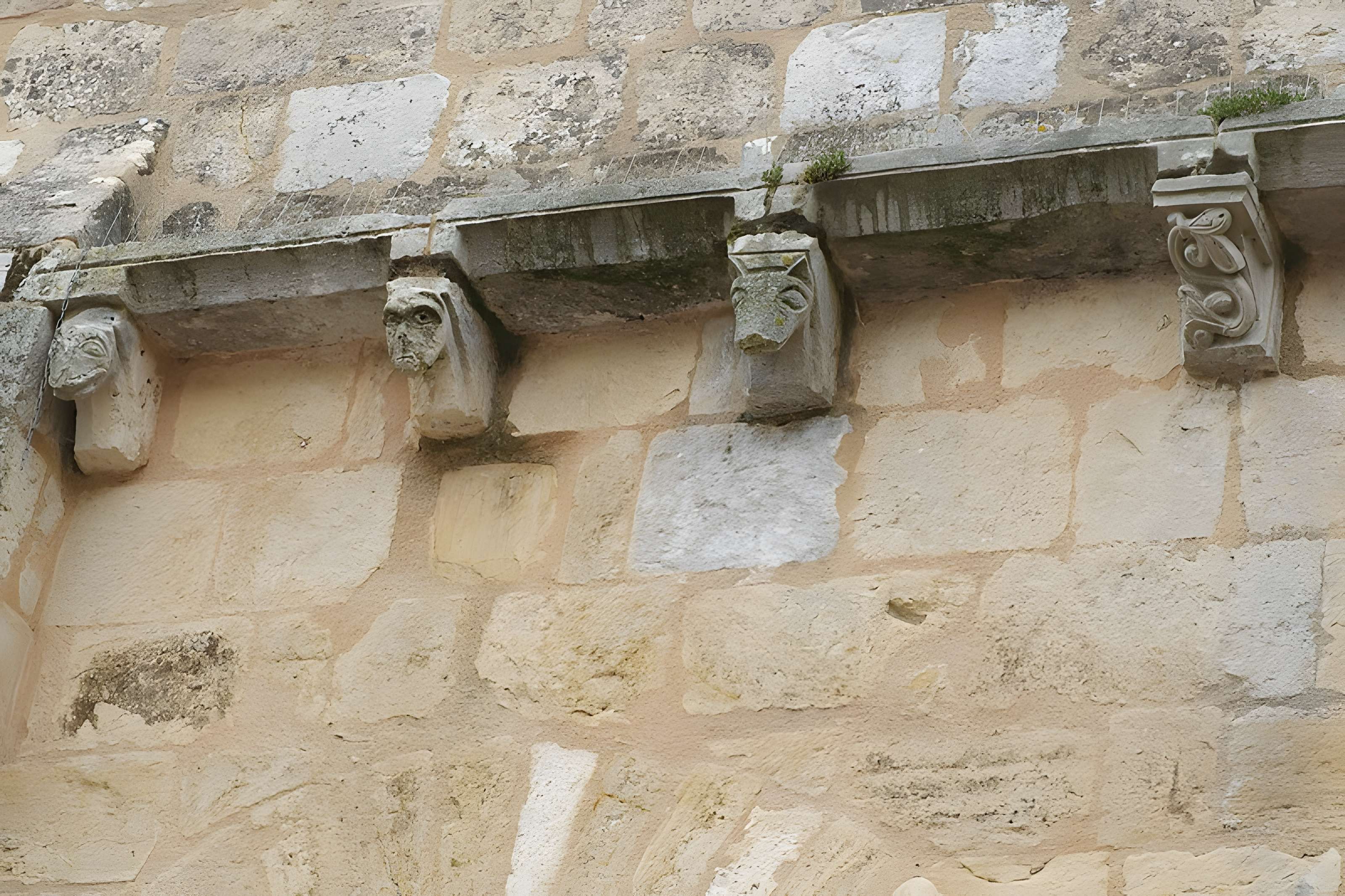 Église Saint-Gervais-et-Saint-Protais de Champagne-Saint-Hilaire