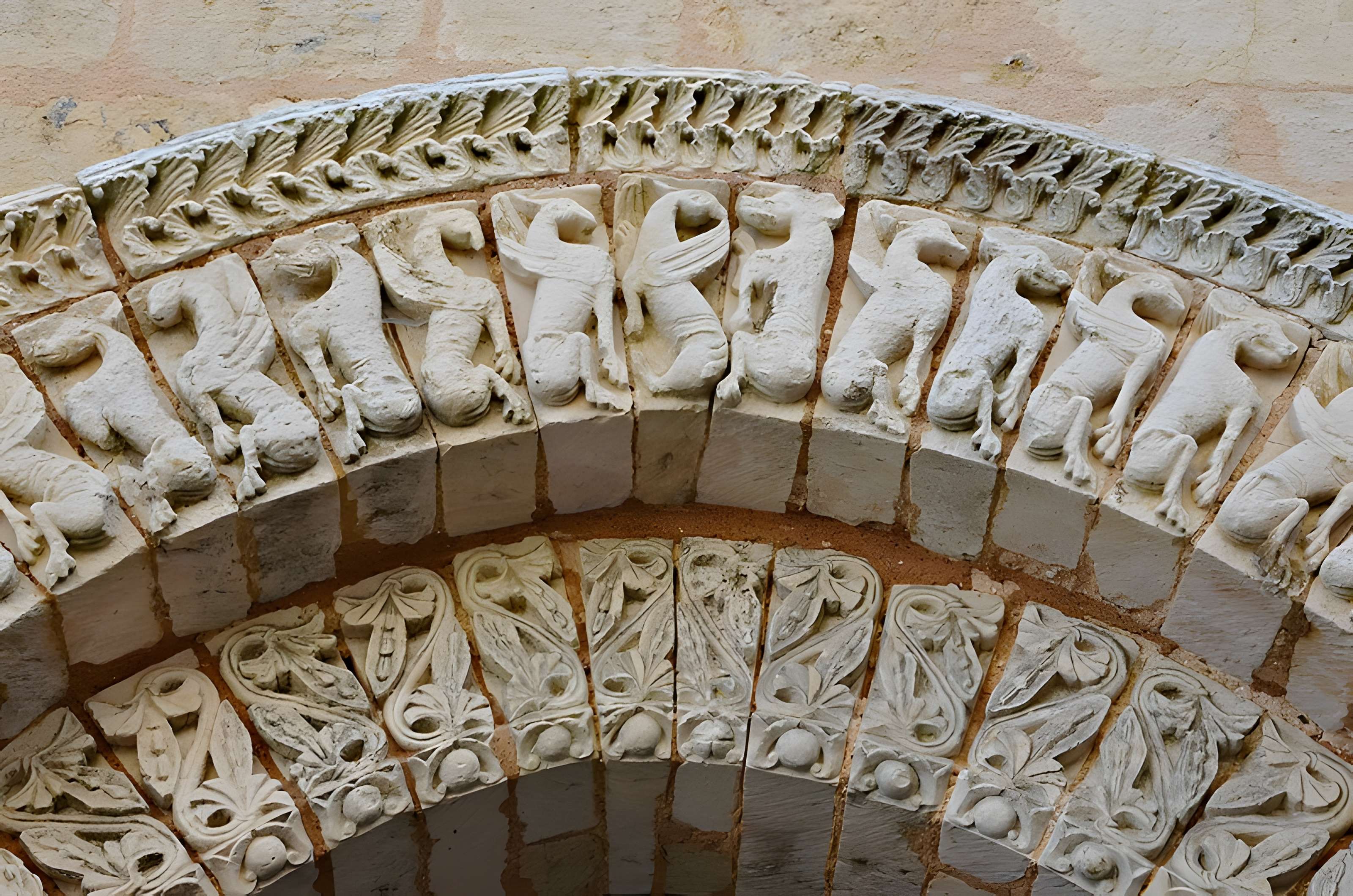 Église Saint-Gervais-et-Saint-Protais de Champagne-Saint-Hilaire