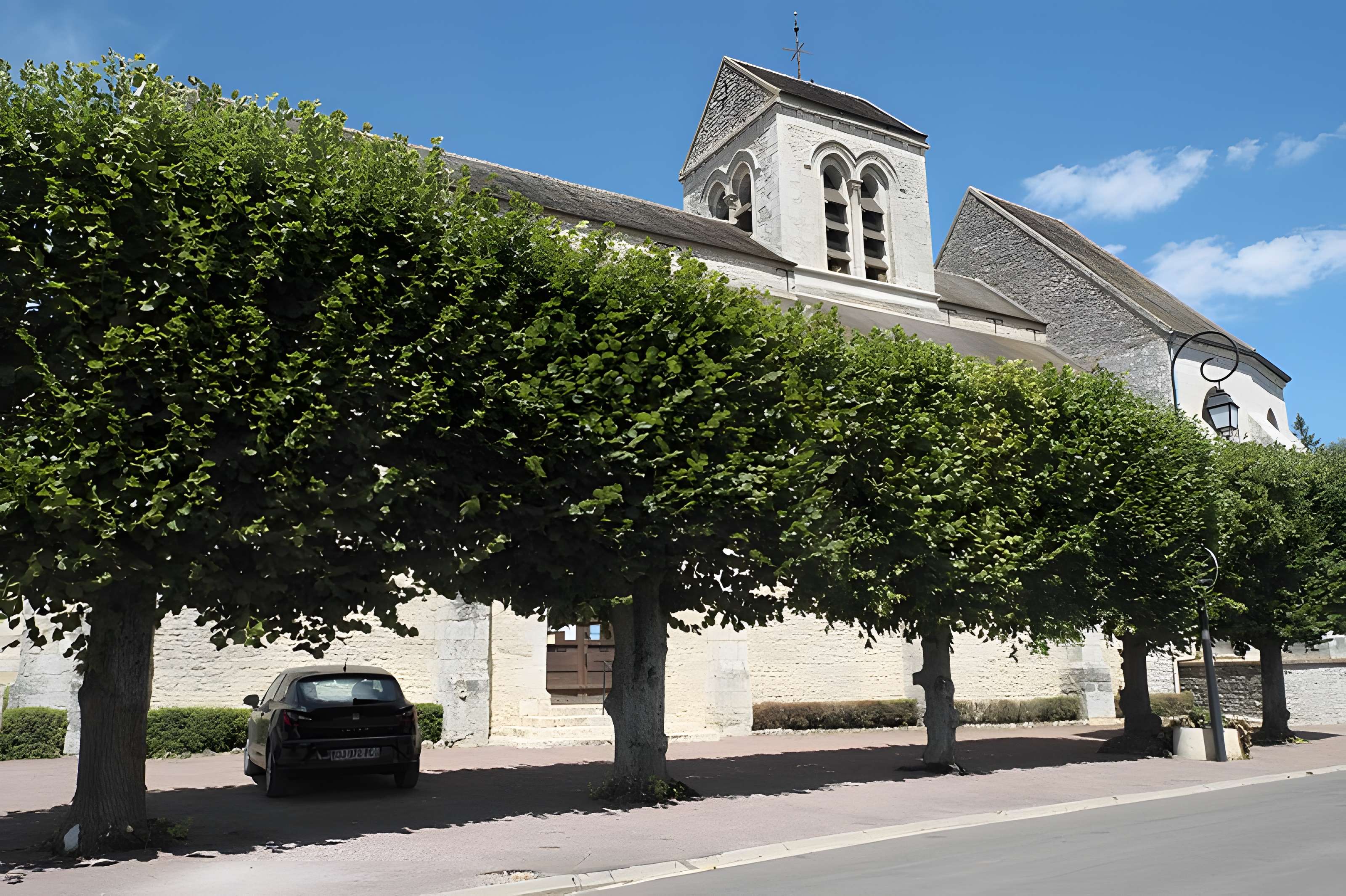 Église Saint-Gervais-et-Saint-Protais de Guillerval