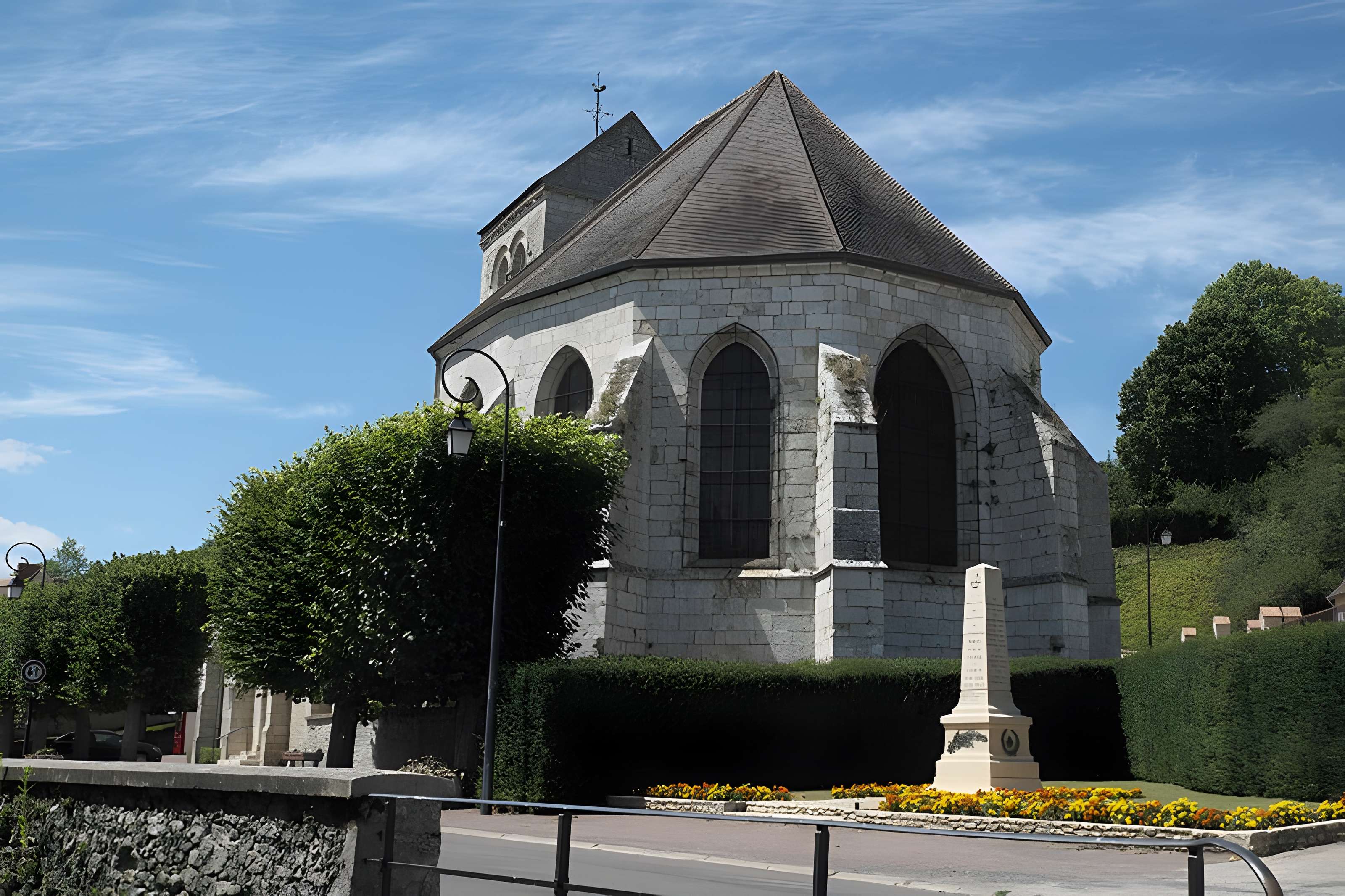 Église Saint-Gervais-et-Saint-Protais de Guillerval