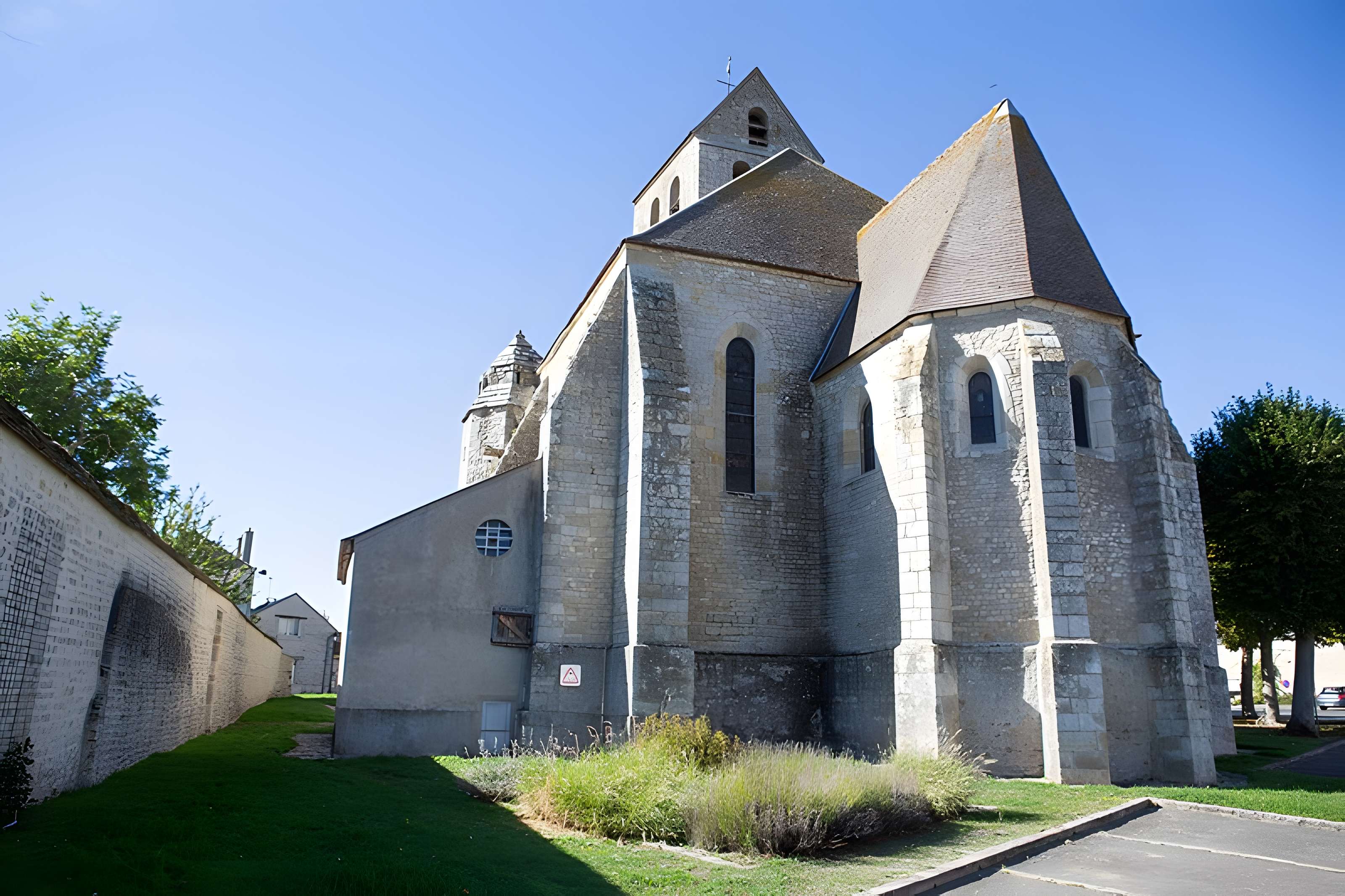 Église Saint-Gervais-et-Saint-Protais de Pithiviers-le-Vieil