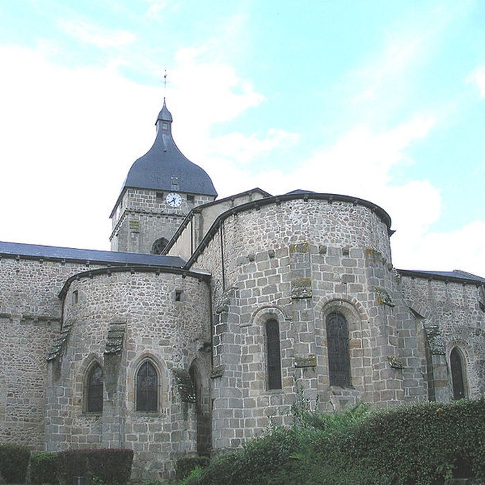 Photo de Église Saint-Gervais-et-Saint-Protais de Saint-Gervais-dAuvergne