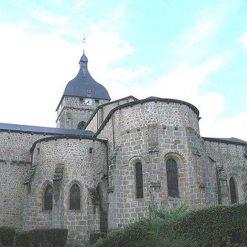 Église Saint-Gervais-et-Saint-Protais de Saint-Gervais-dAuvergne