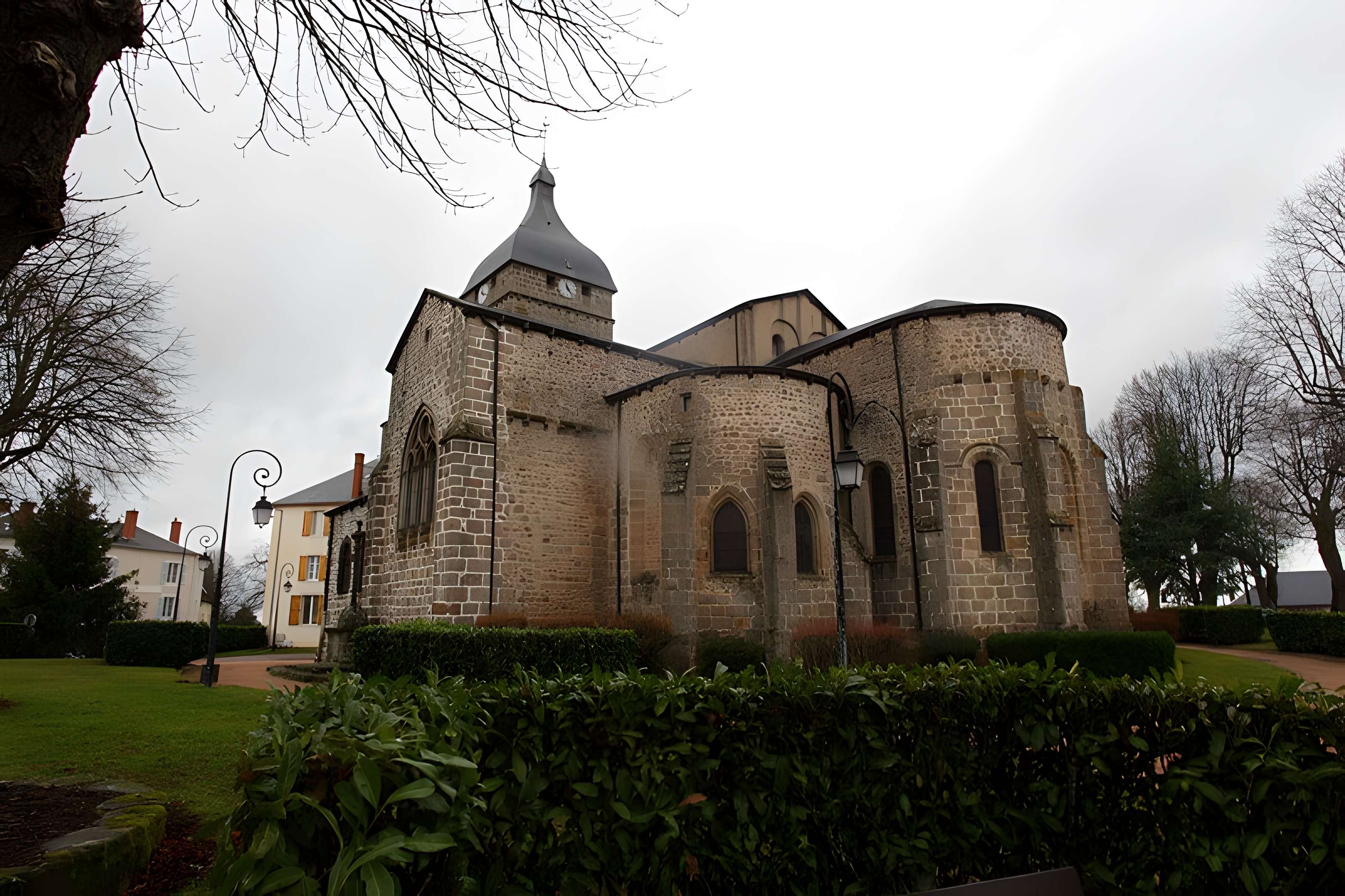Église Saint-Gervais-et-Saint-Protais de Saint-Gervais-d'Auvergne