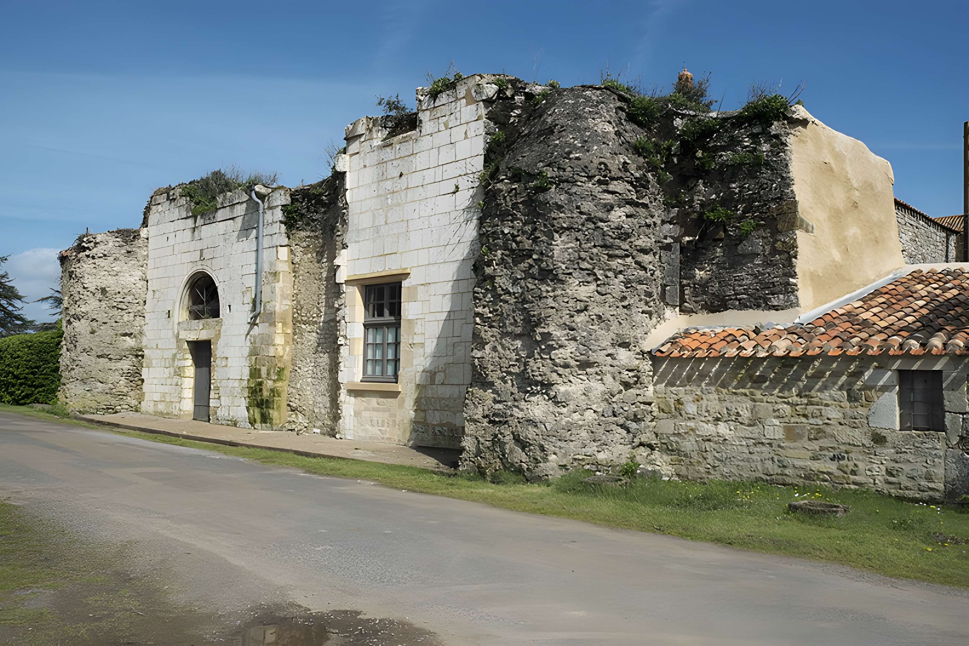 Abbaye royale Notre-Dame de Lieu-Dieu