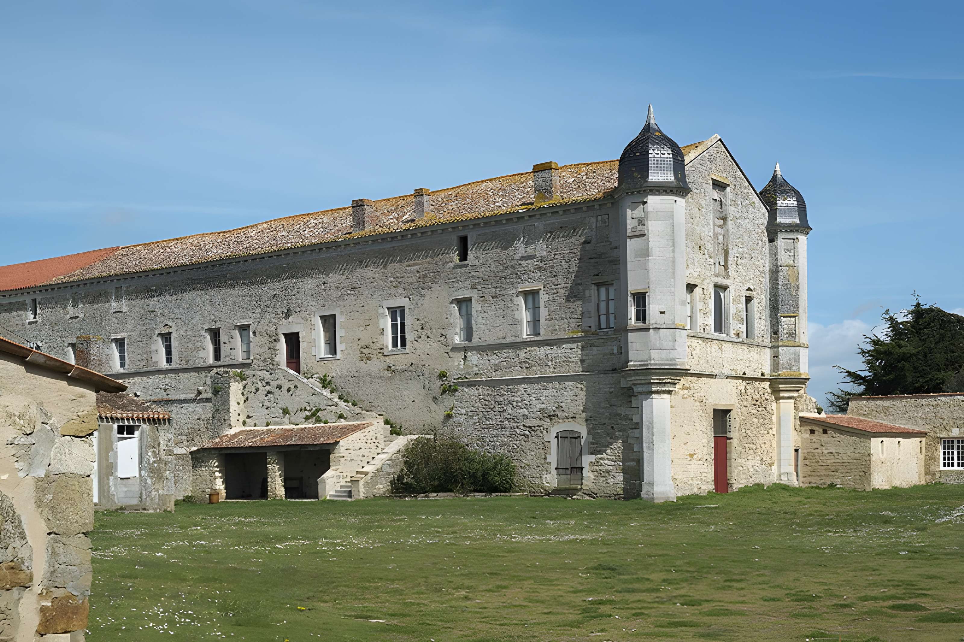 Abbaye royale Notre-Dame de Lieu-Dieu