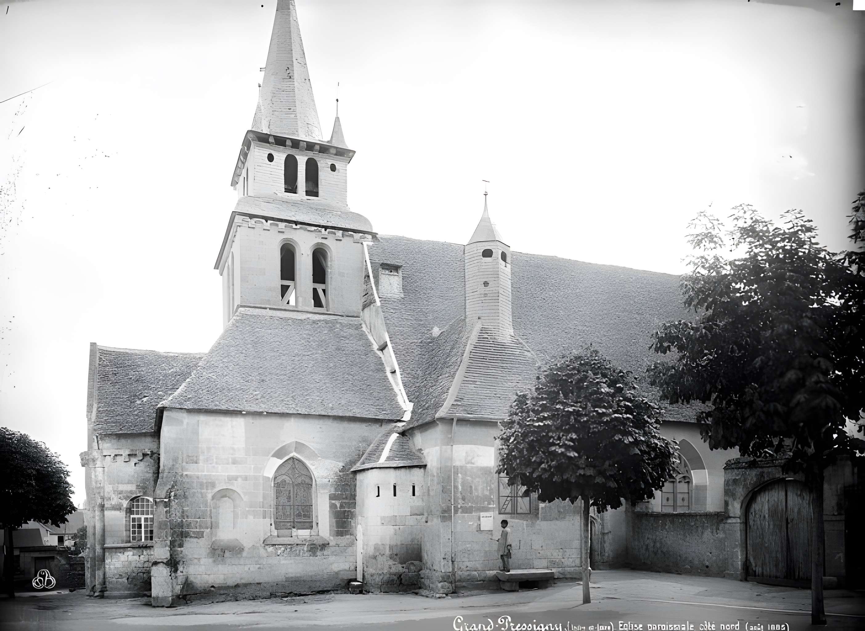 Église Saint-Gervais-Saint-Protais du Grand-Pressigny