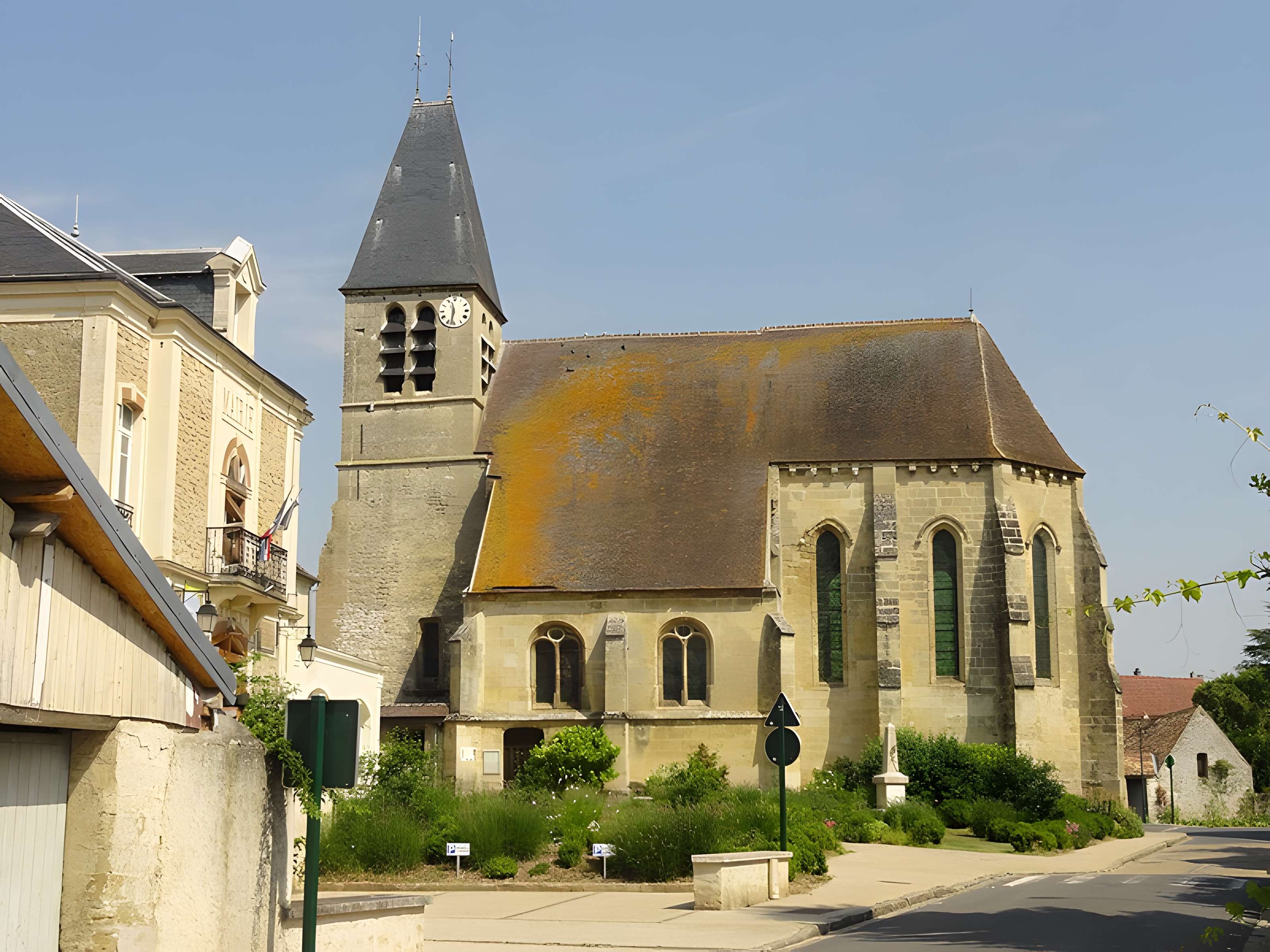 Église Saint-Gildard de Longuesse