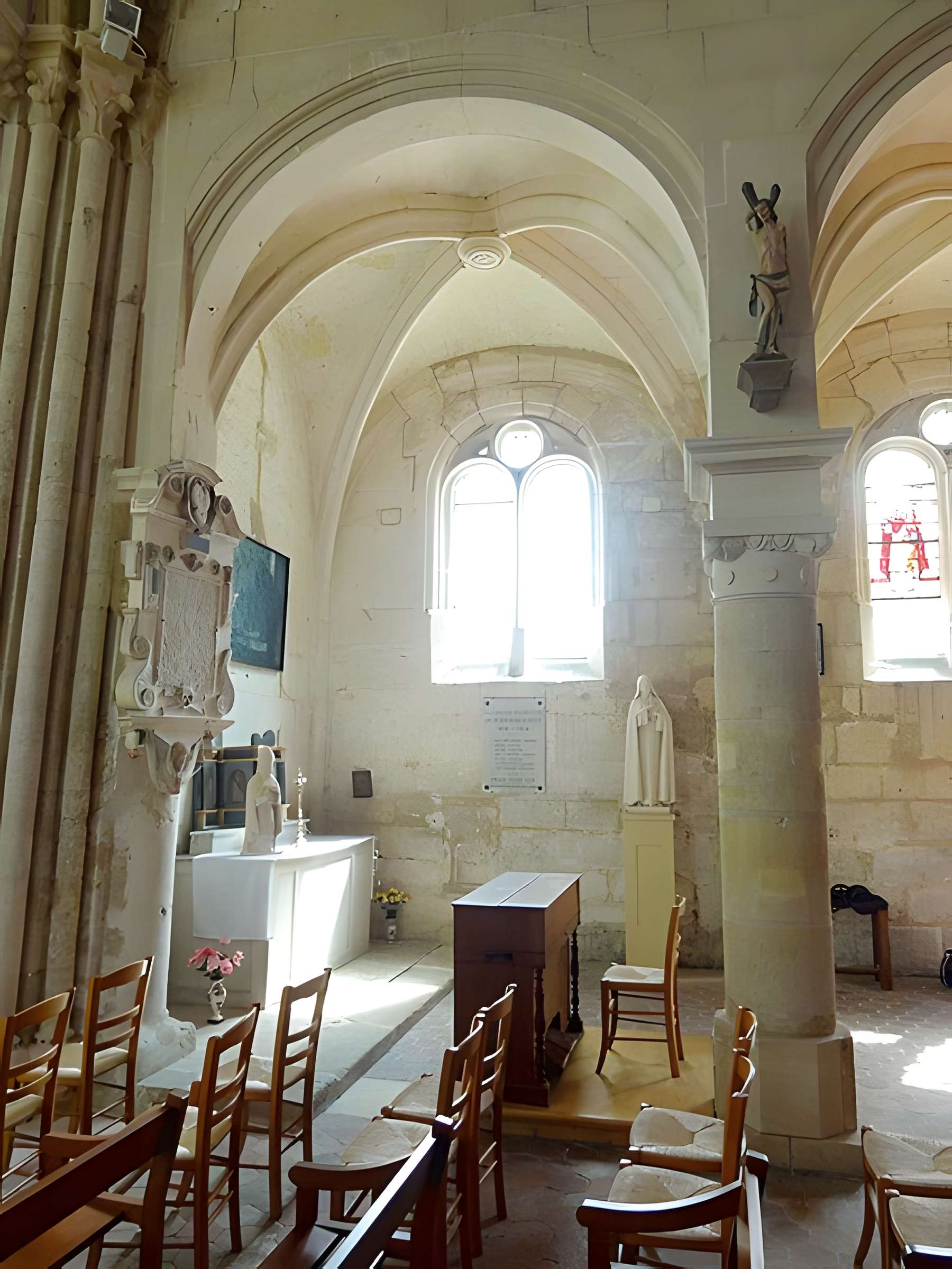 Église Saint-Gildard de Longuesse