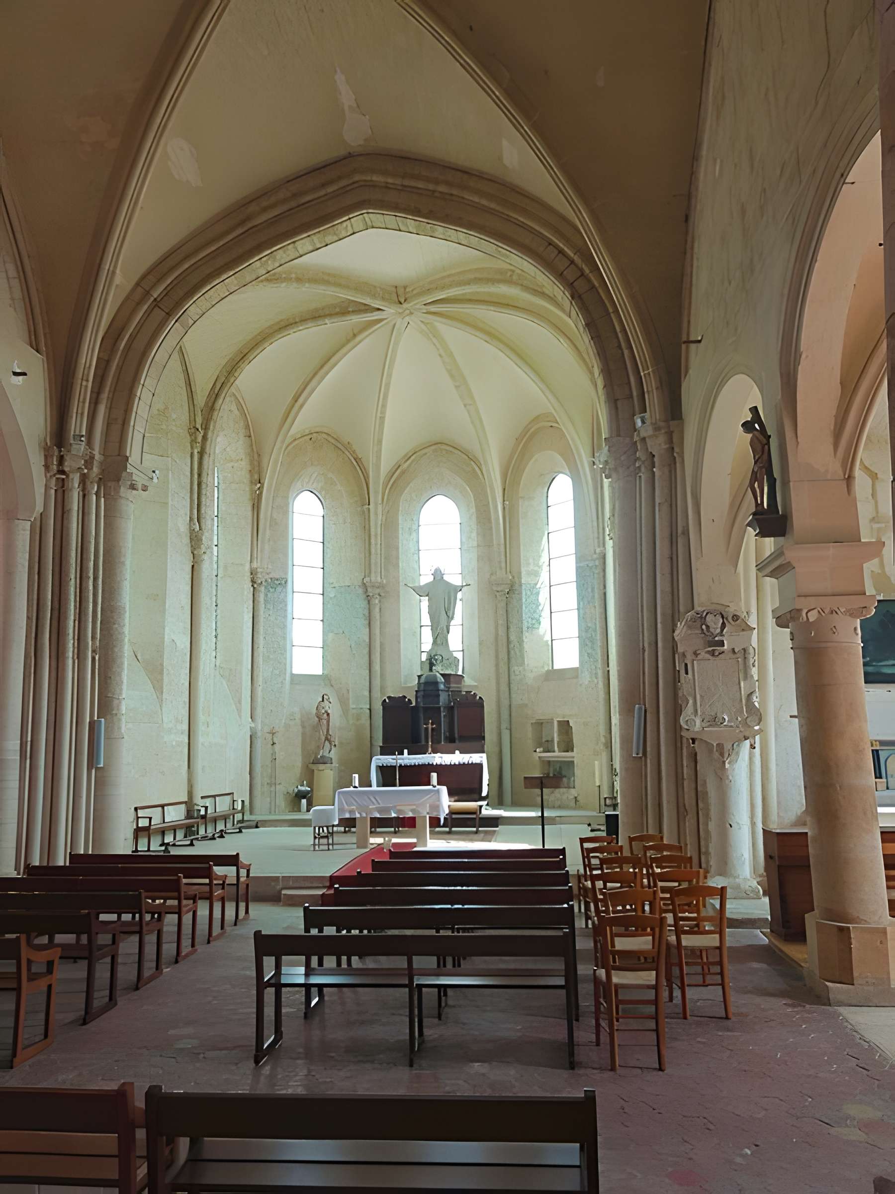 Église Saint-Gildard de Longuesse