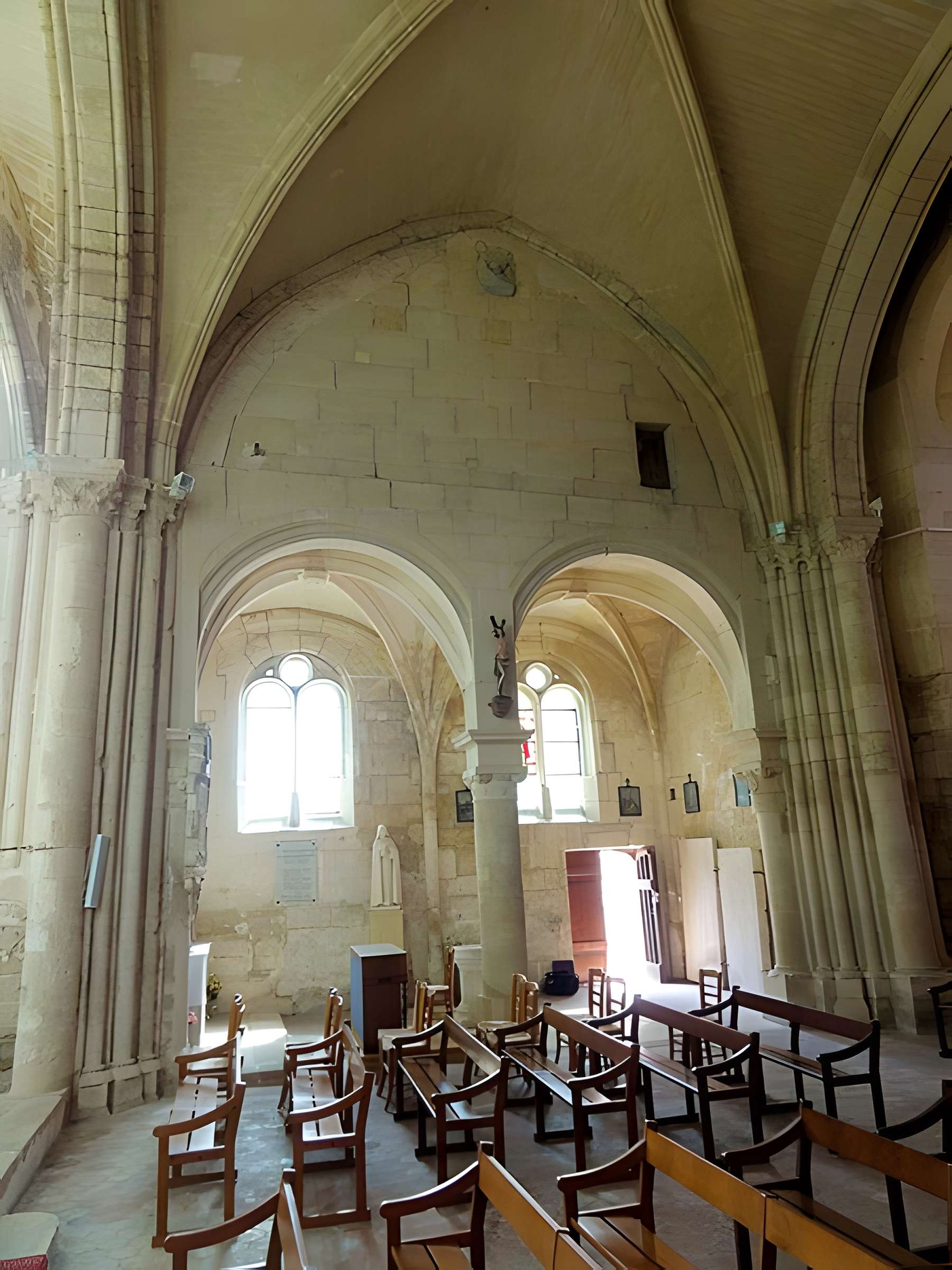 Église Saint-Gildard de Longuesse