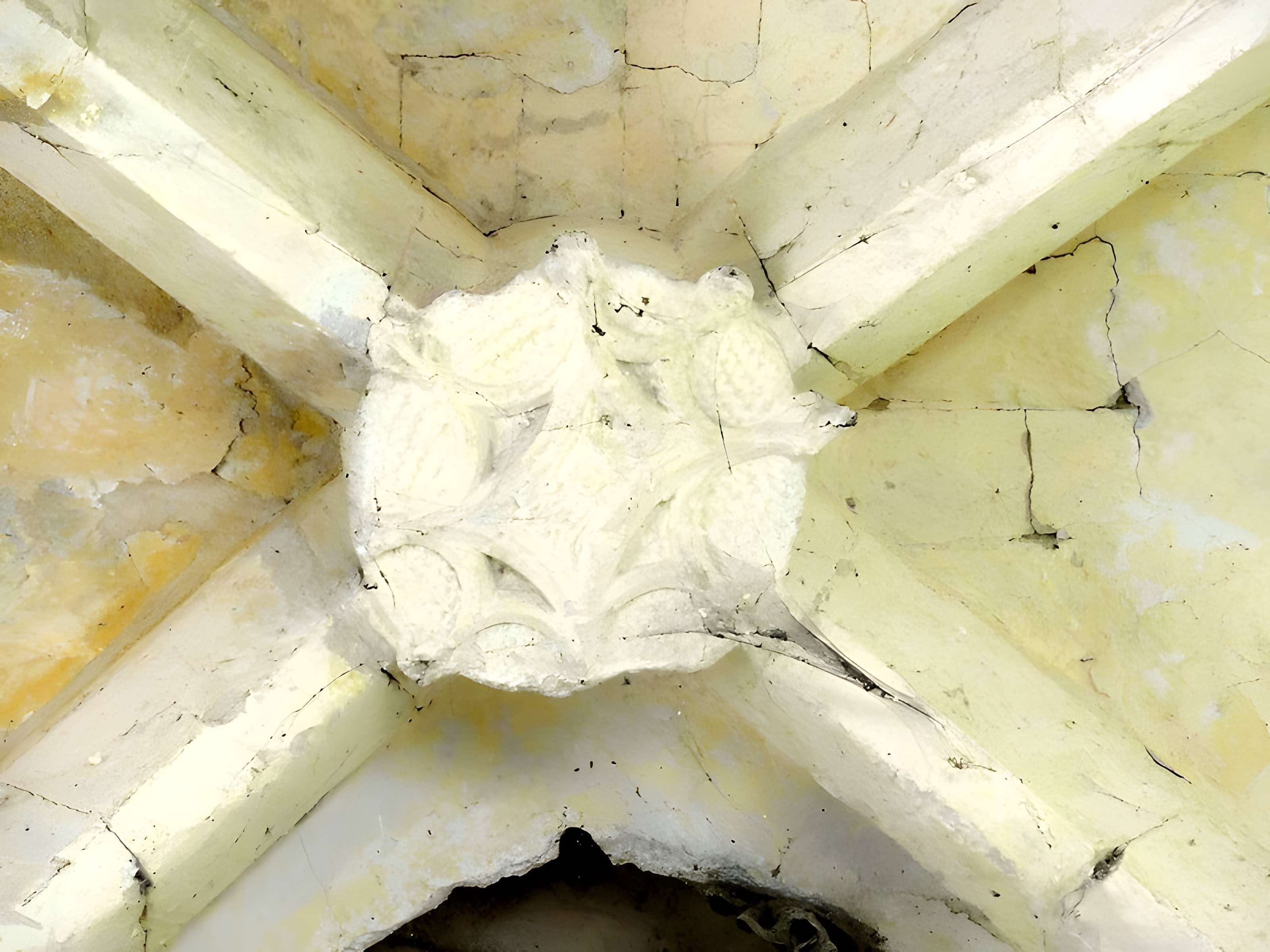 Église Saint-Gildard de Longuesse