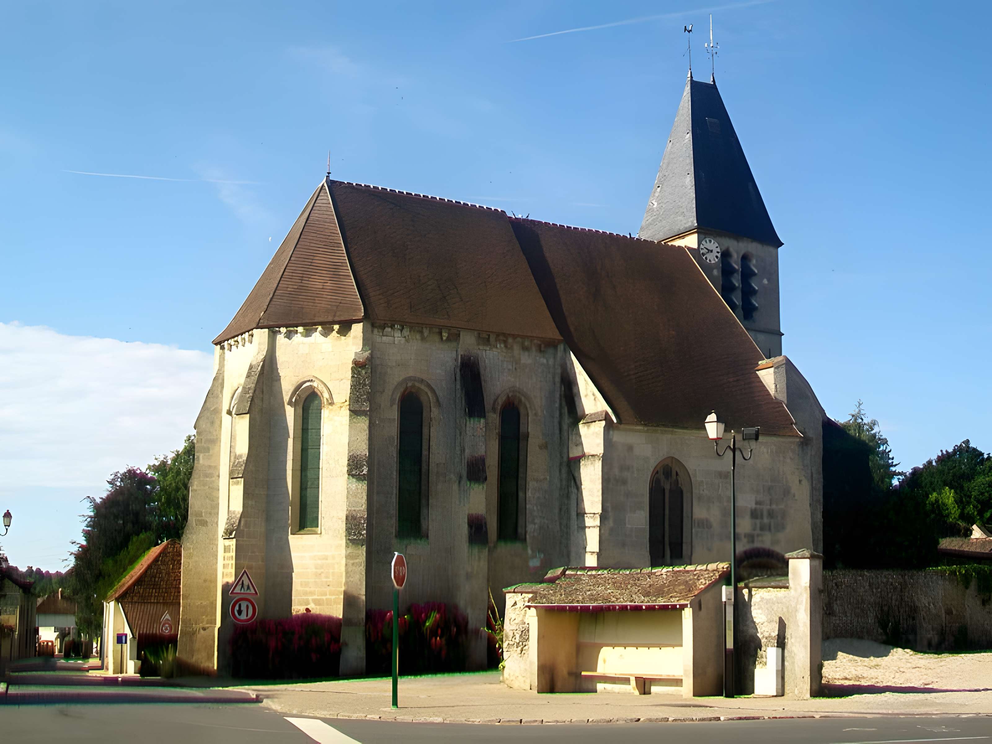 Église Saint-Gildard de Longuesse