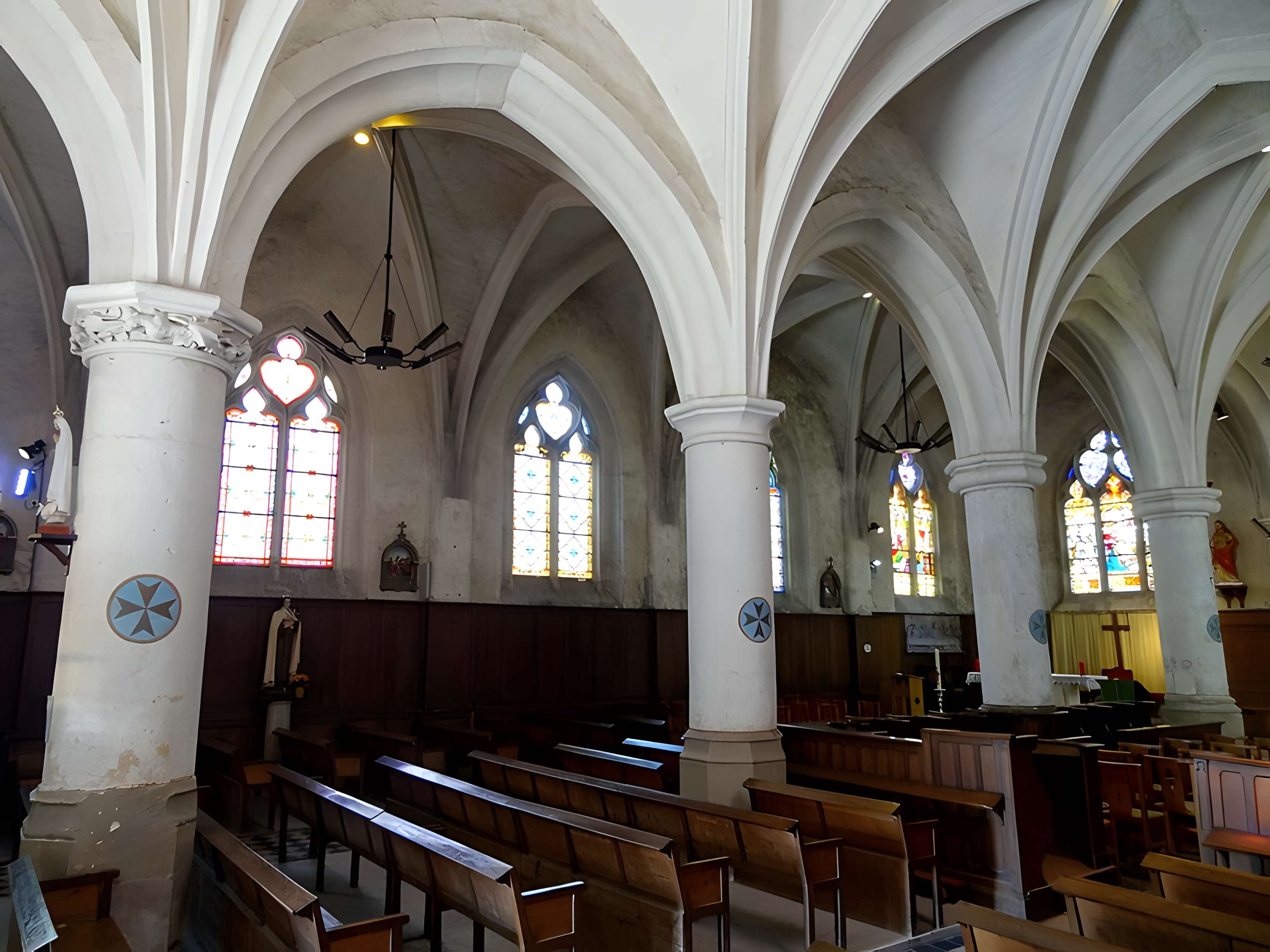 Église Saint-Gilles de Fleurines