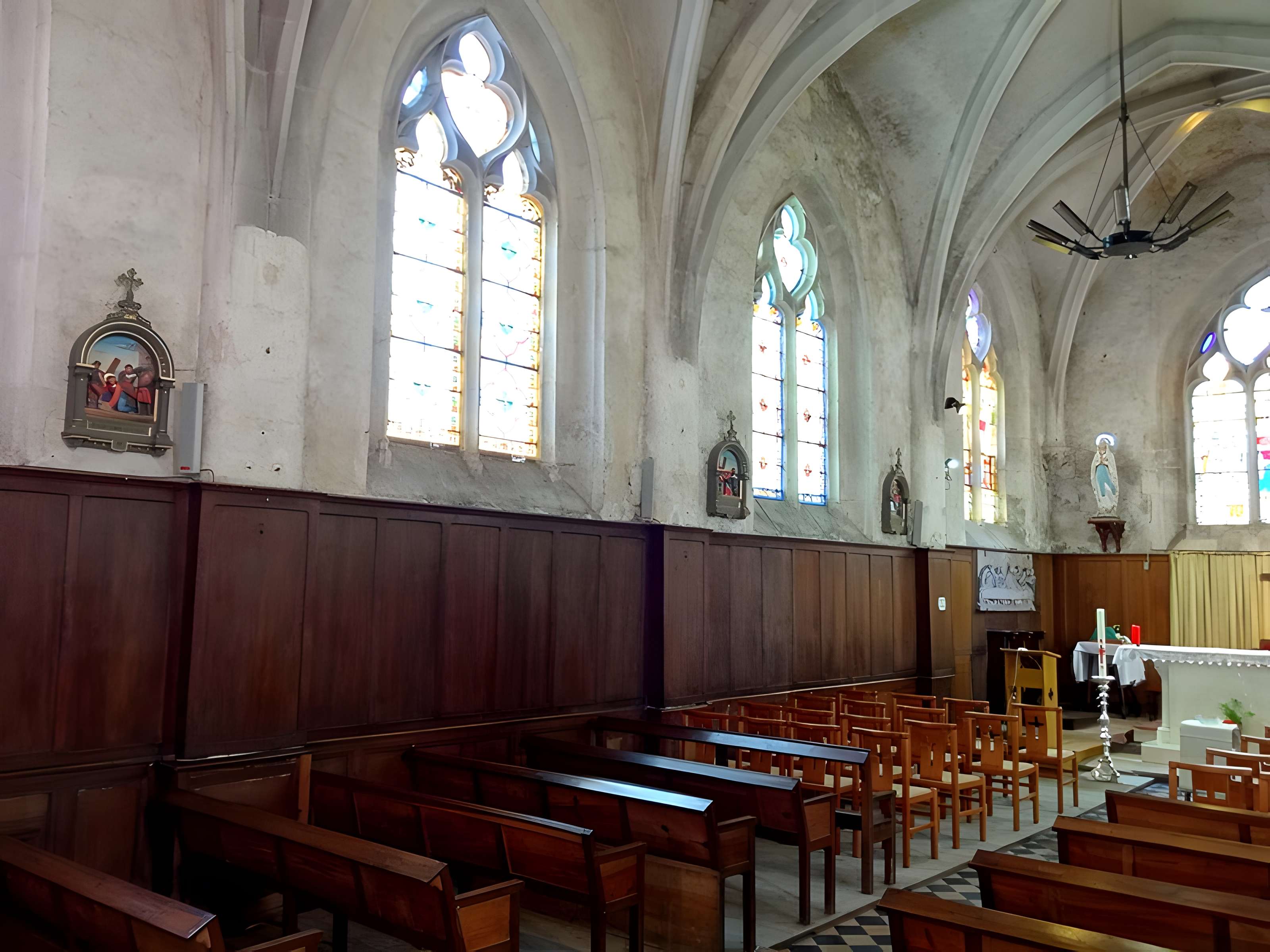 Église Saint-Gilles de Fleurines