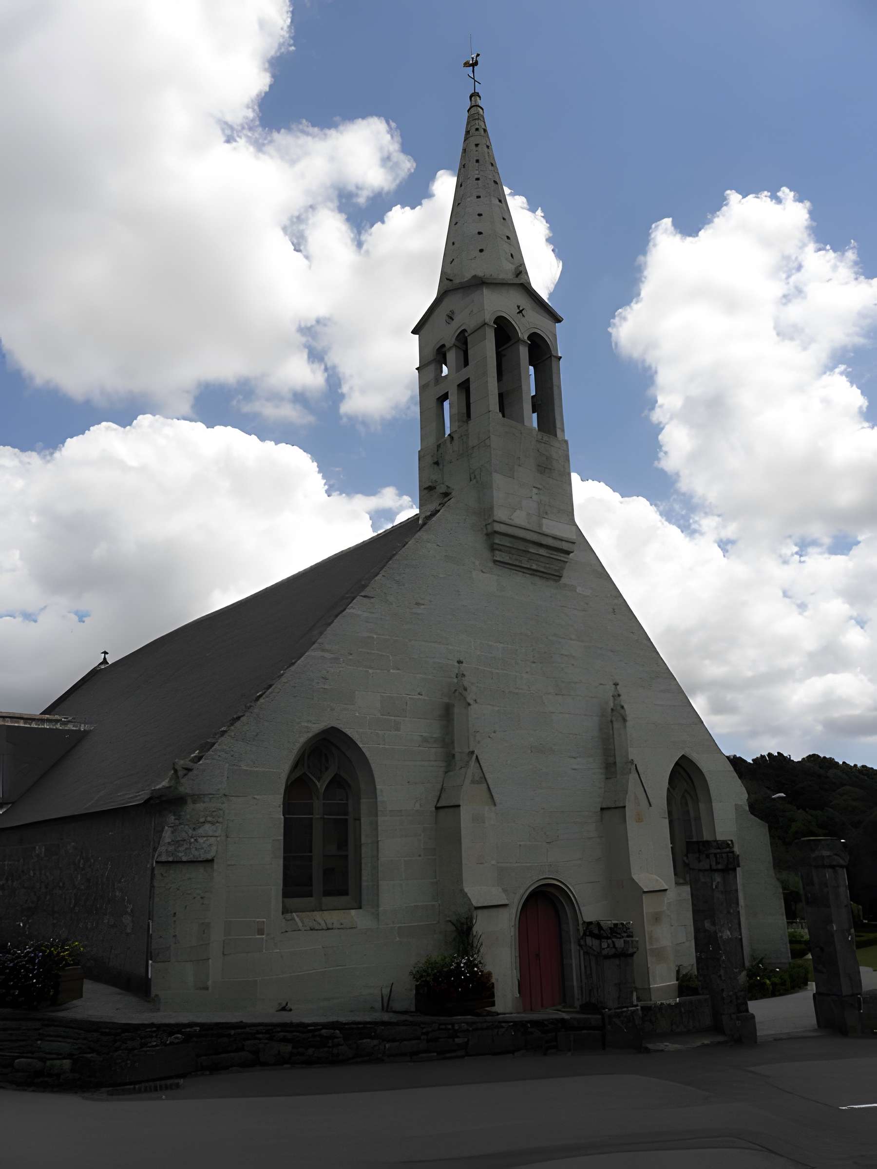 Église Saint-Guénaël d'Ergué-Gabéric