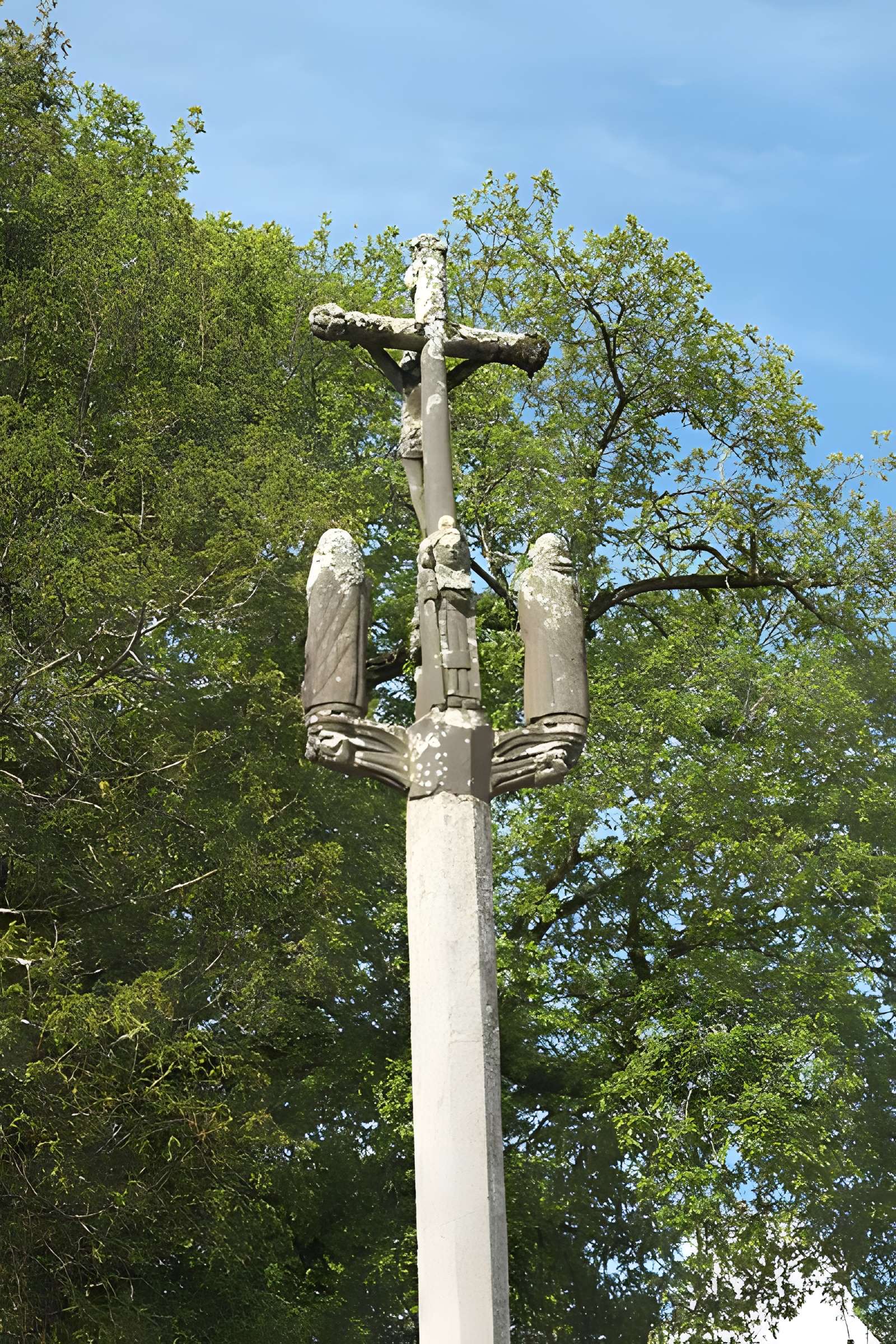 Église Saint-Guénolé de Locquénolé
