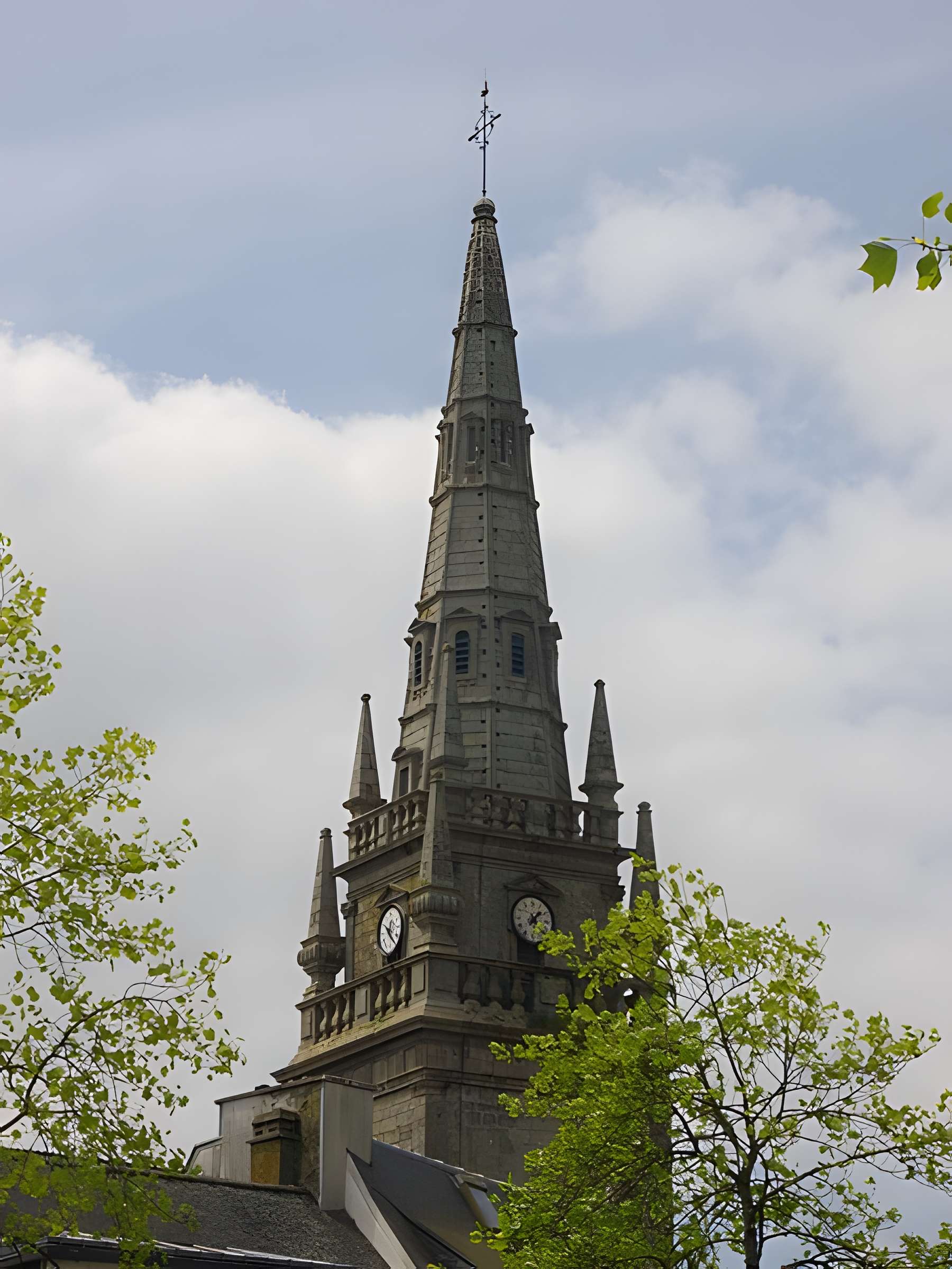 Église Saint-Guigner de Pluvigner