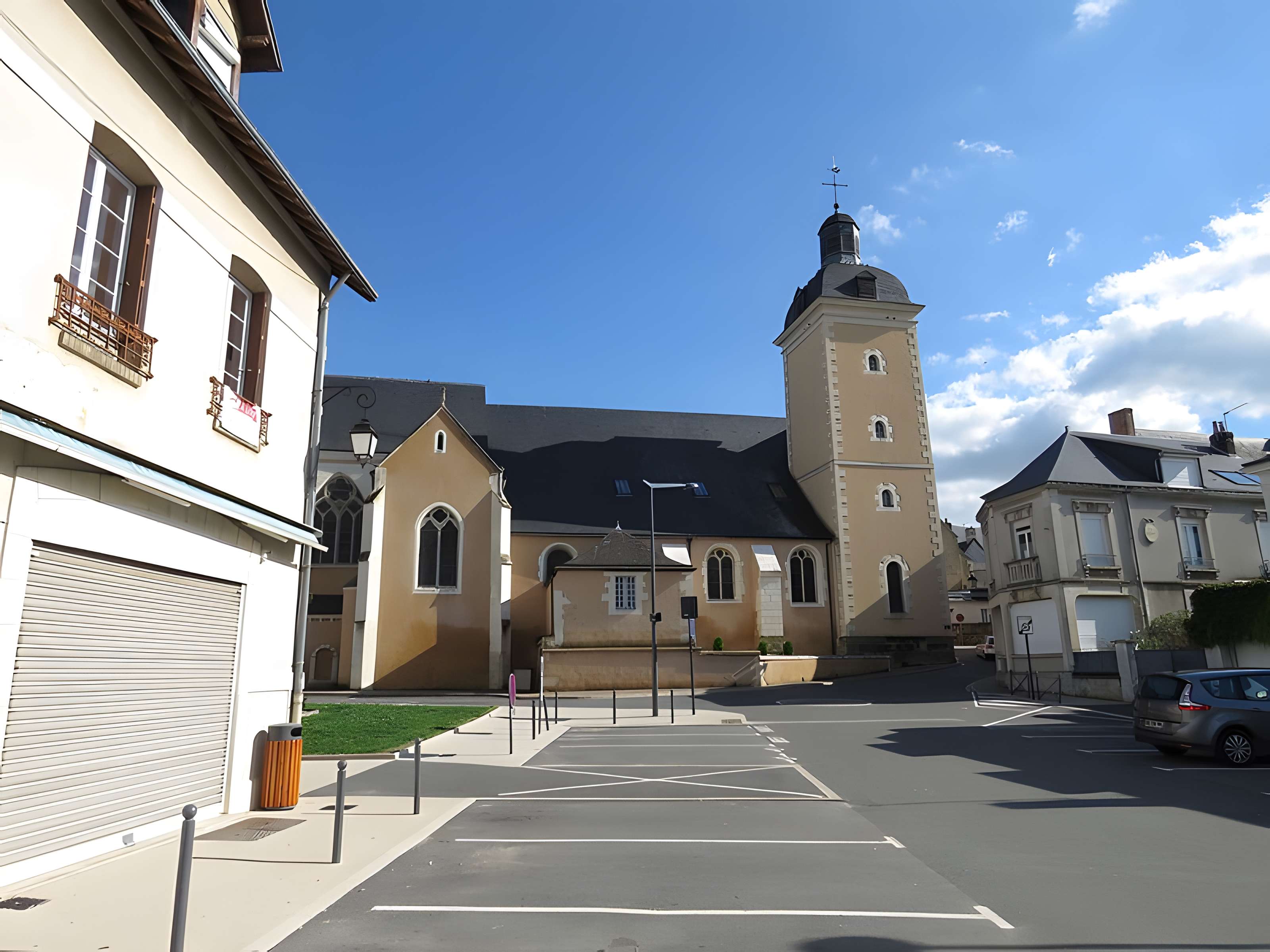 Église Saint-Guingalois de Château-du-Loir 