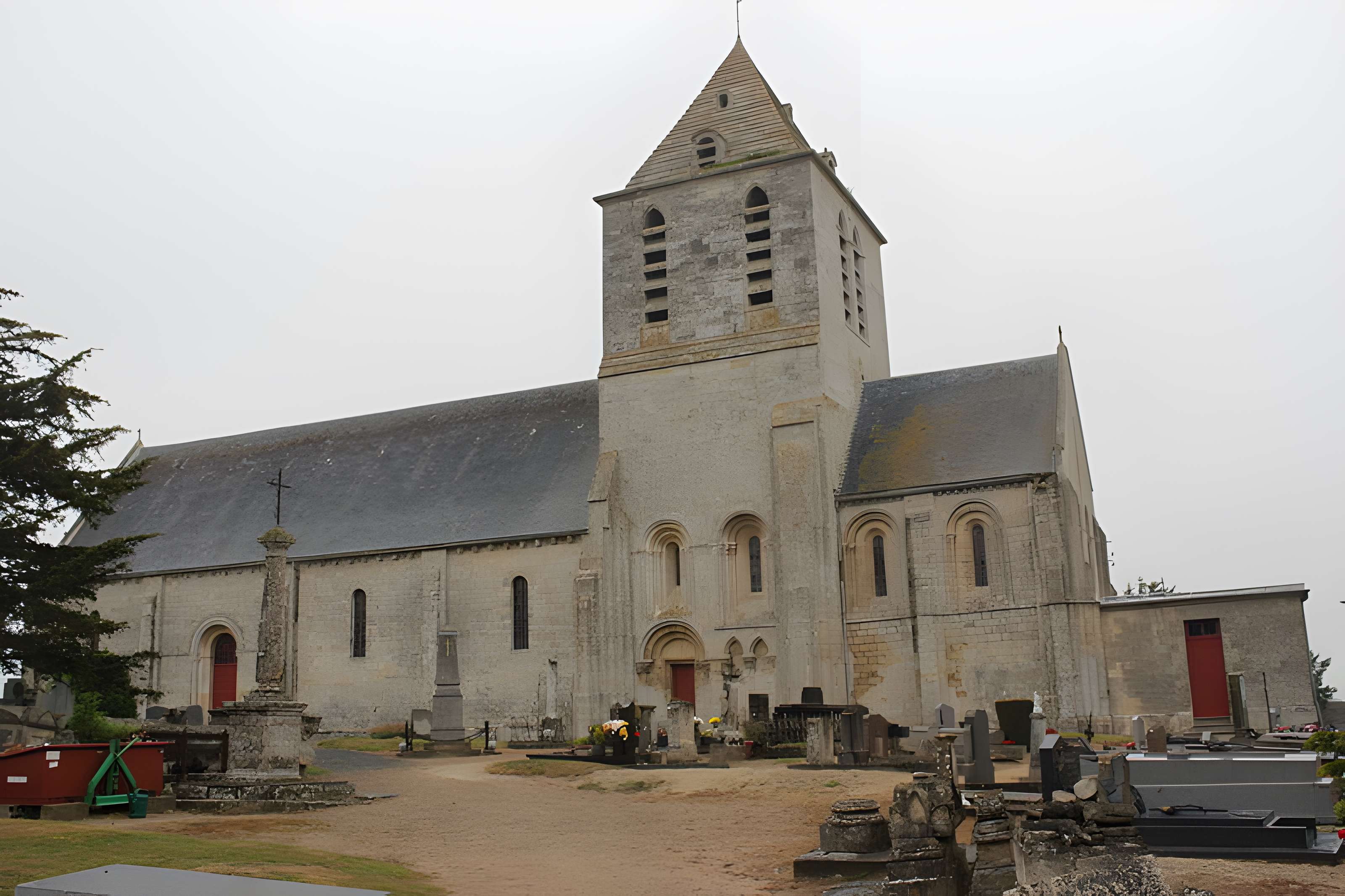 Église Saint-Hilaire de Cairon