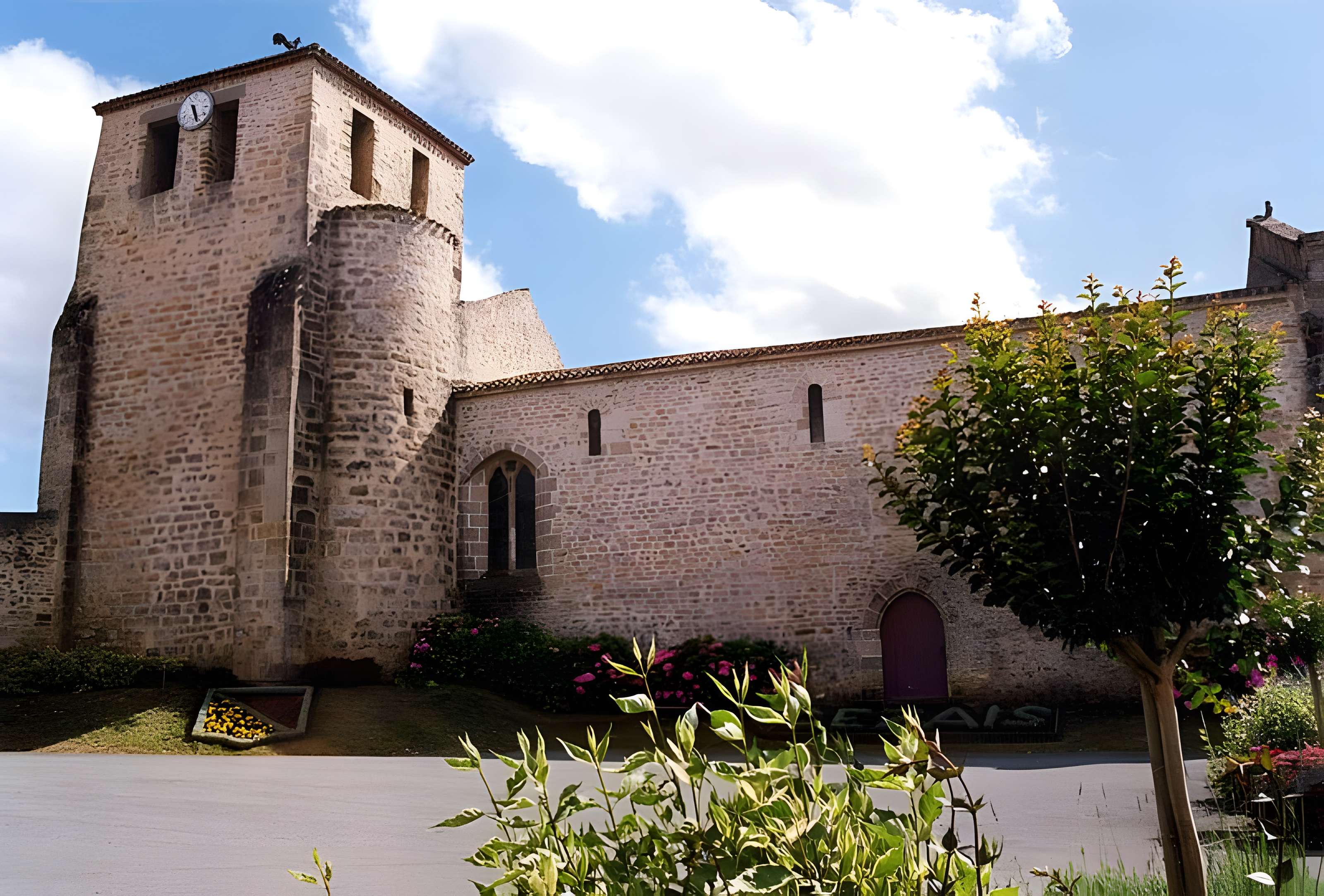 Église Saint-Hilaire de Cezais