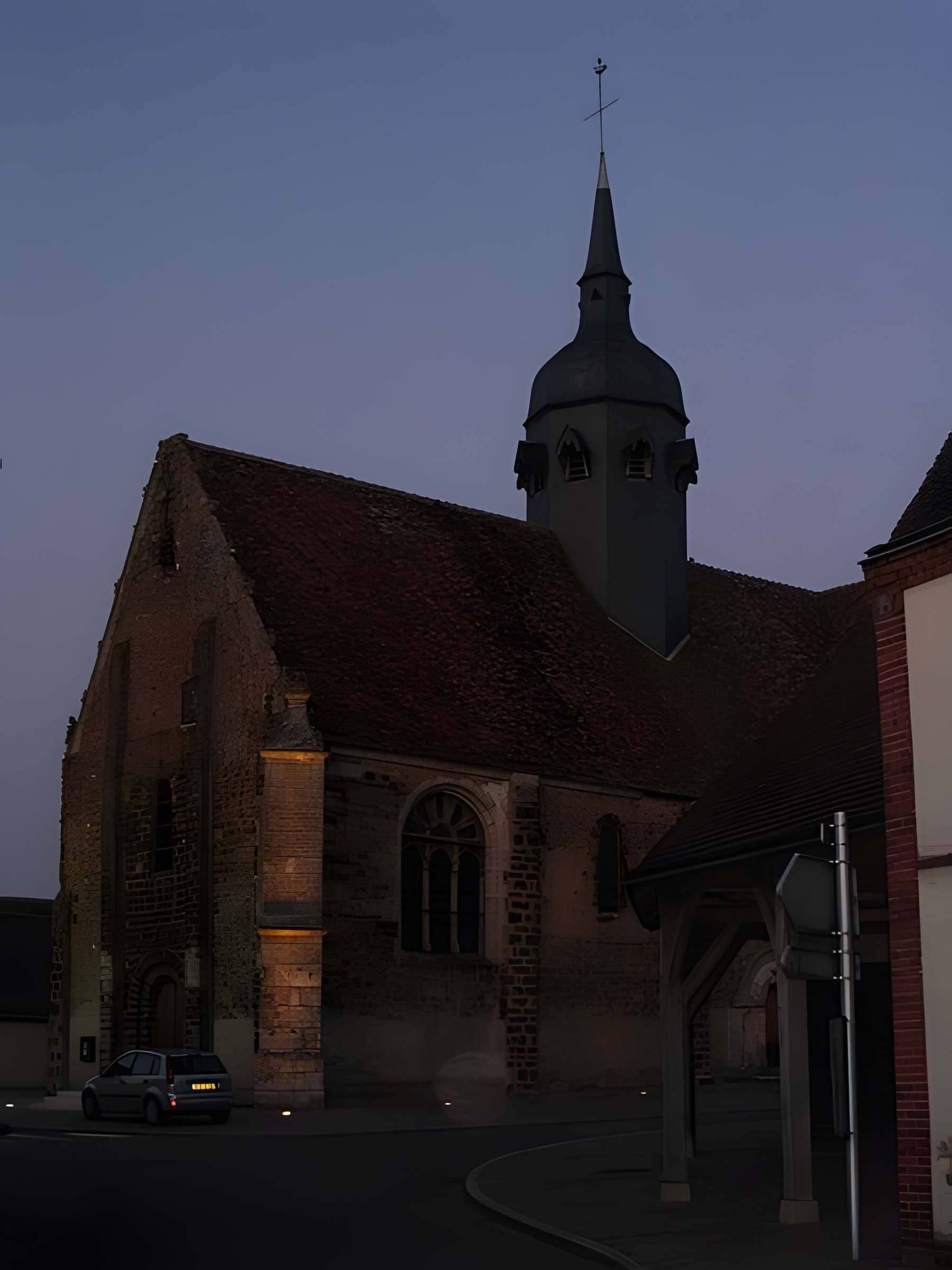 Église Saint-Hilaire de Châtillon-en-Dunois 