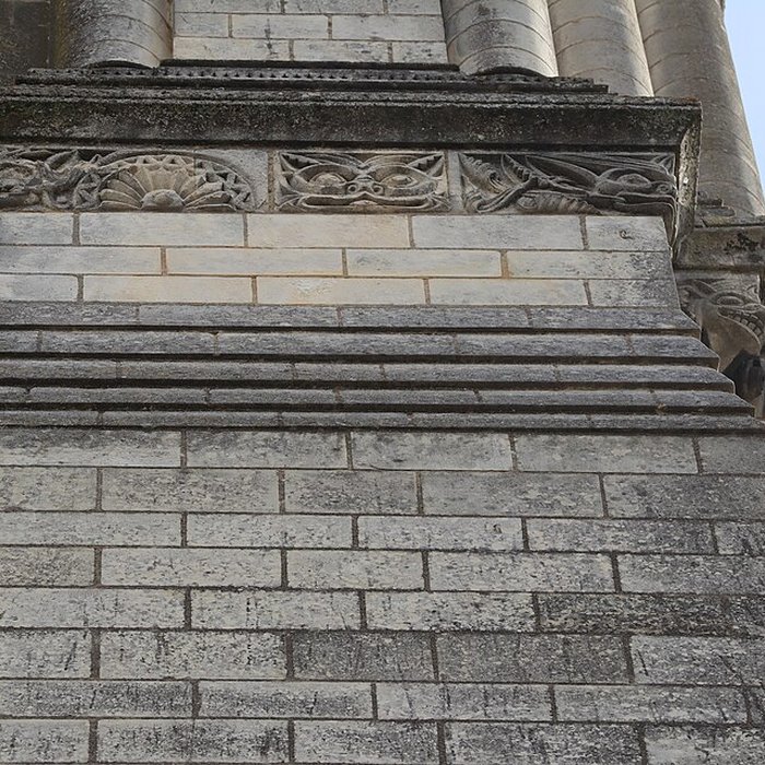 Photo de Ancienne abbaye Saint-Aubin, actuelle préfecture