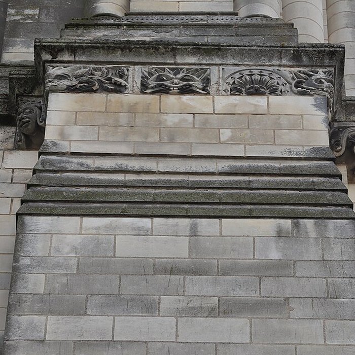 Photo de Ancienne abbaye Saint-Aubin, actuelle préfecture