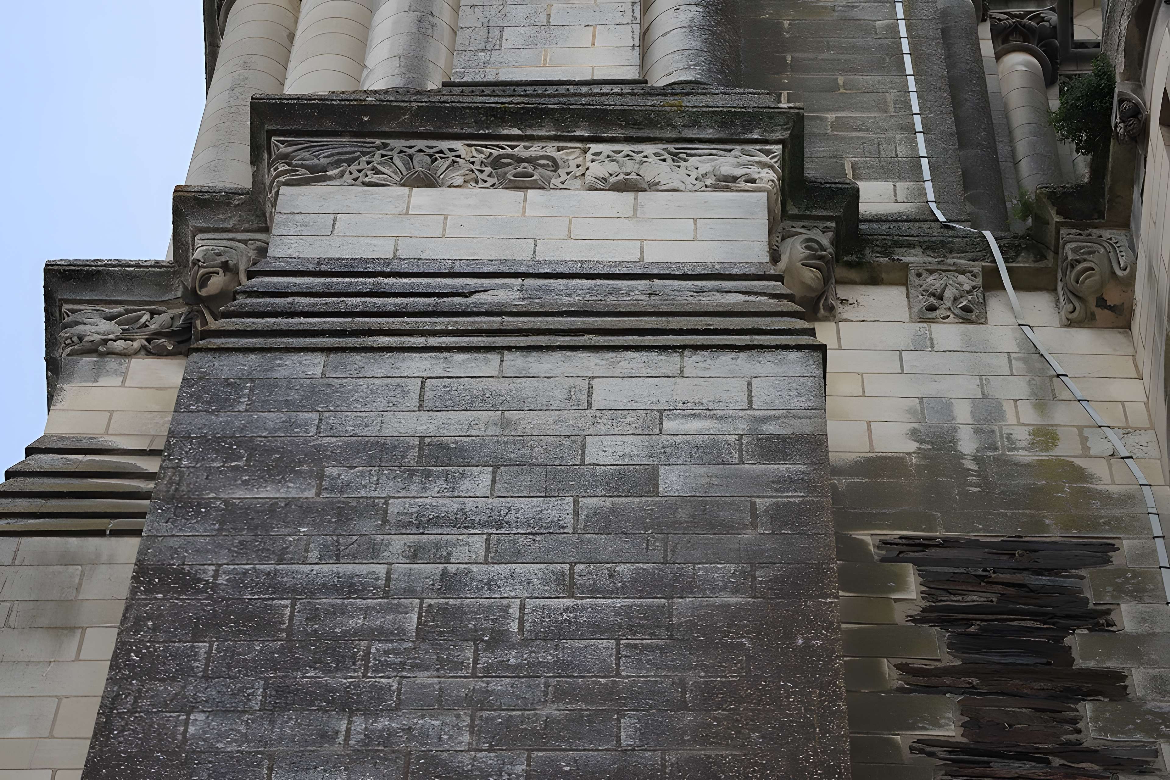 Ancienne abbaye Saint-Aubin, actuelle préfecture