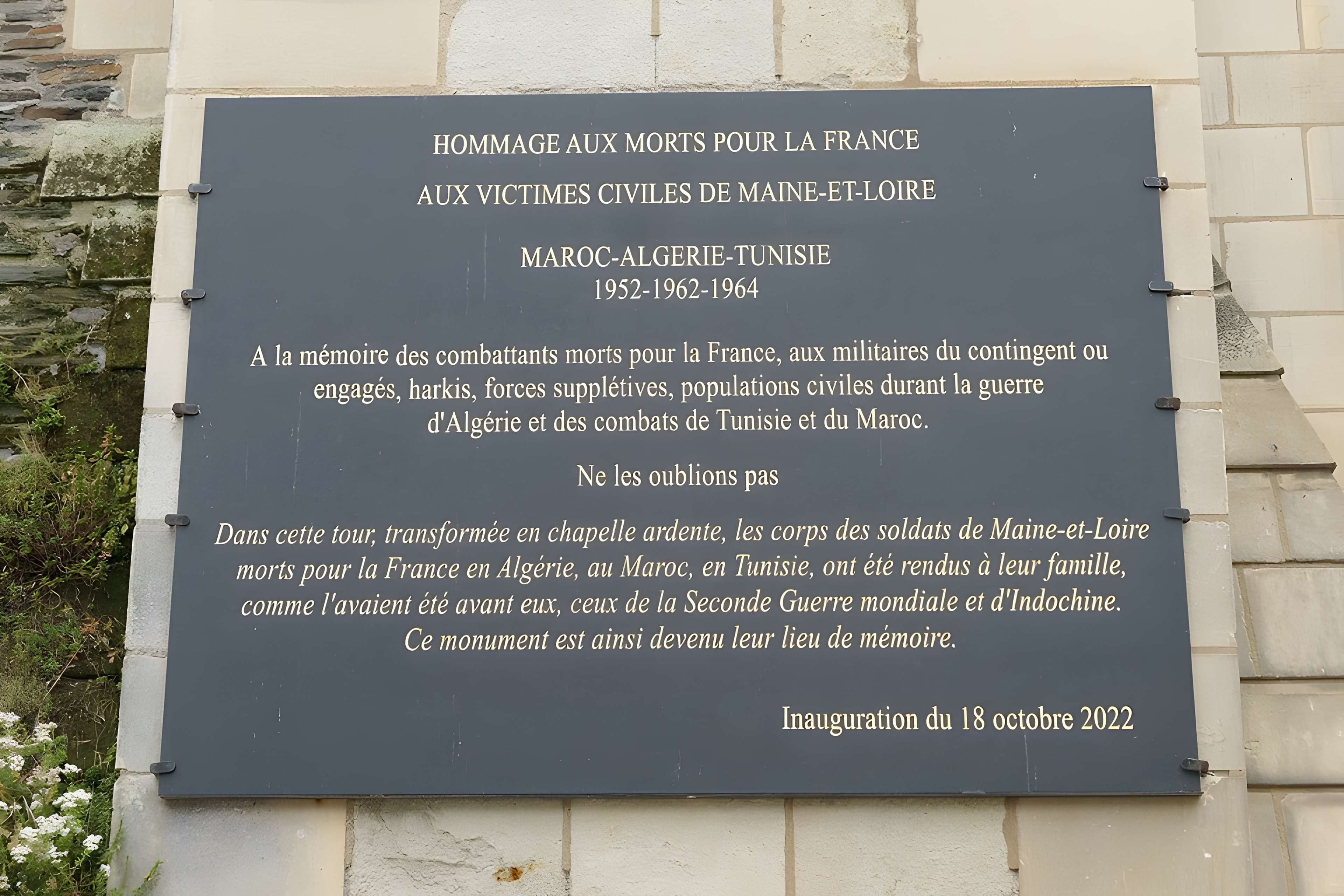 Ancienne abbaye Saint-Aubin, actuelle préfecture