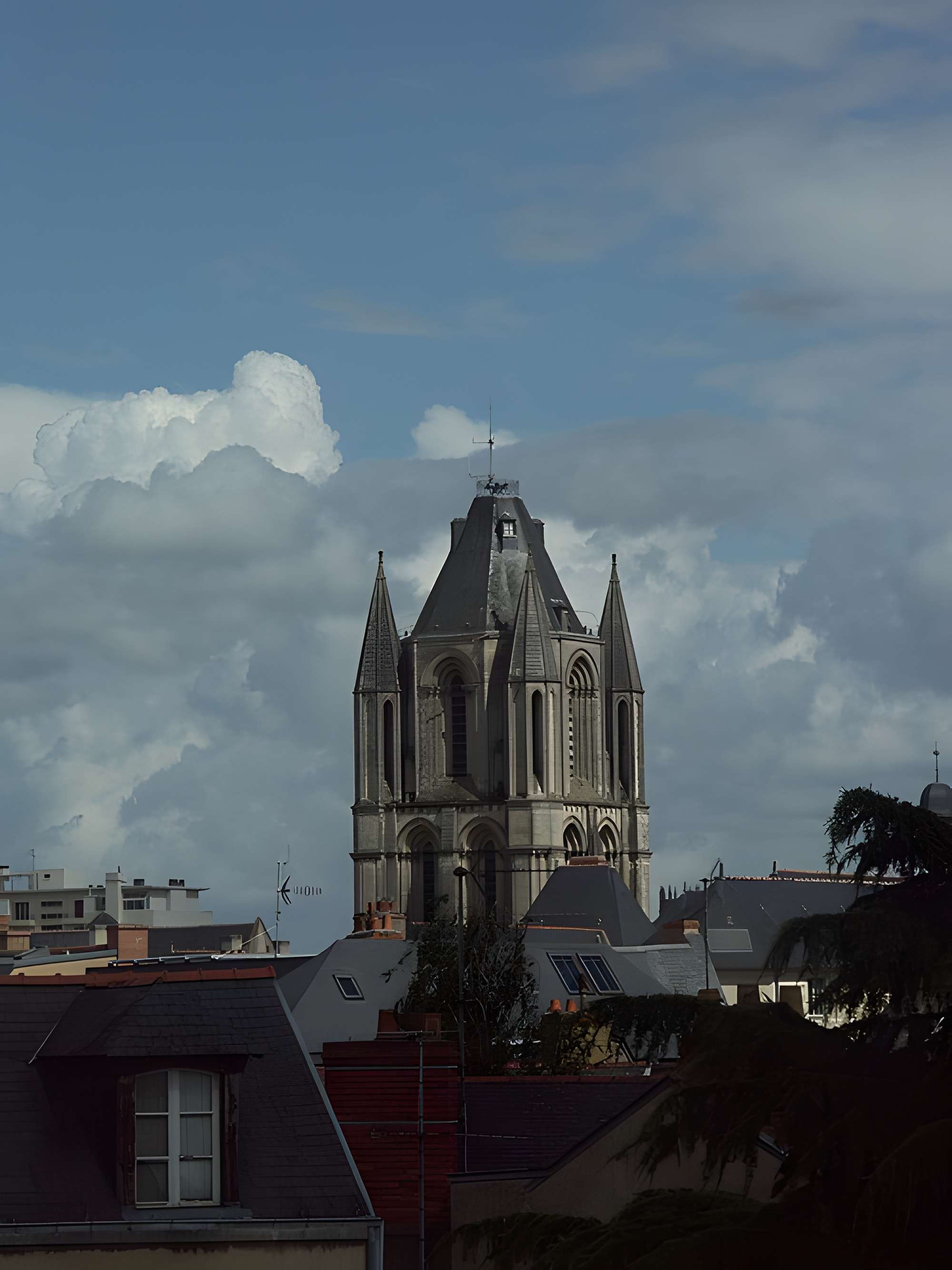 Ancienne abbaye Saint-Aubin, actuelle préfecture