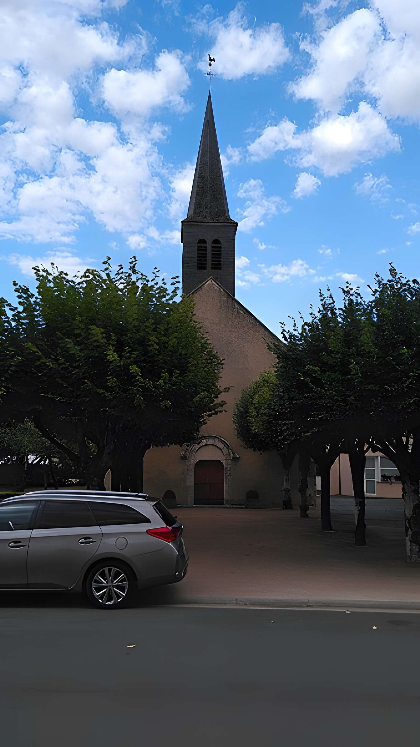 Église Saint-Hilaire de Lissay-Lochy