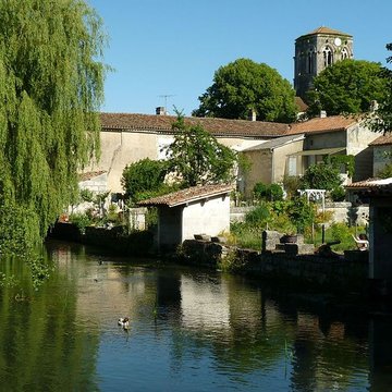 Église Saint-Hilaire de Mouthiers-sur-Boëme
