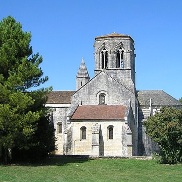 Église Saint-Hilaire de Mouthiers-sur-Boëme