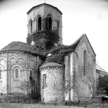 Église Saint-Hilaire de Mouthiers-sur-Boëme