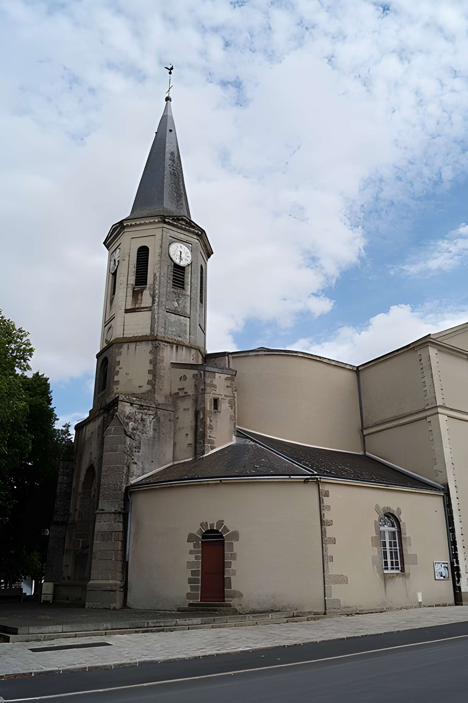 Église Saint-Hilaire de Saint-Hilaire-de-Loulay